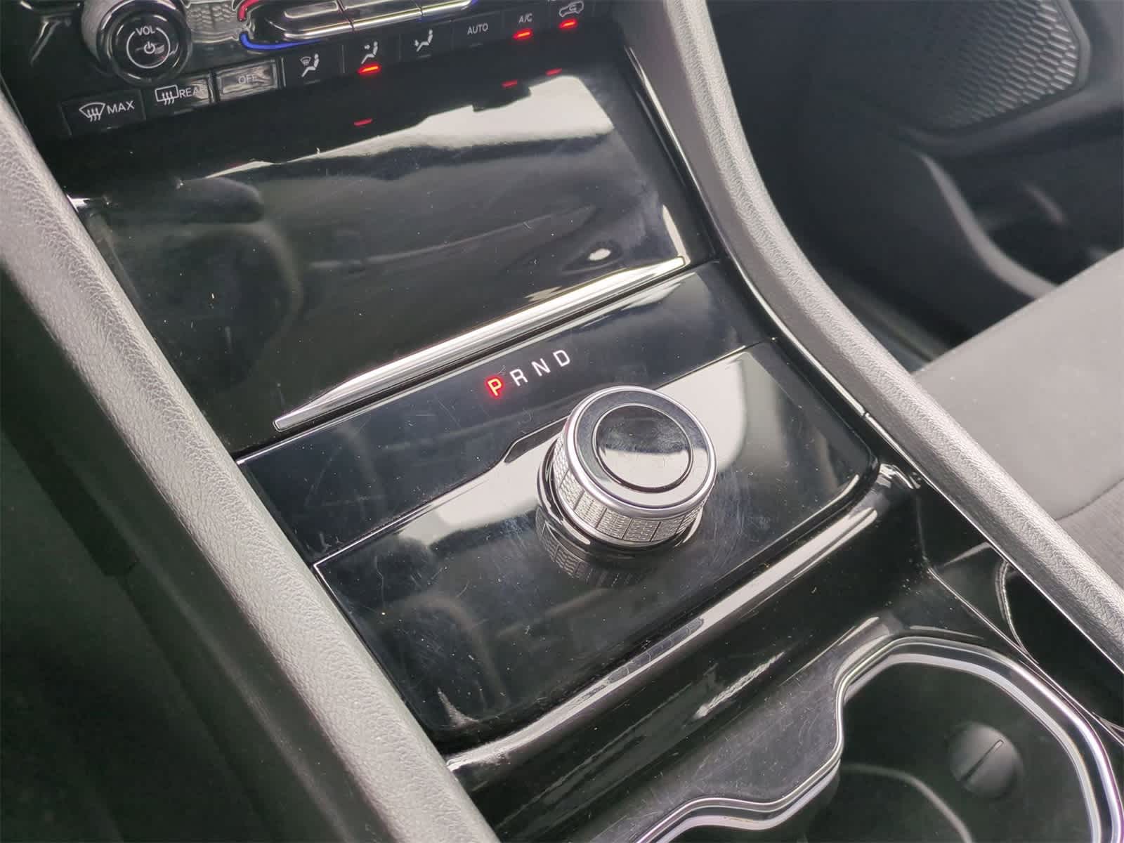 Thumbnail: 2023 Jeep Grand Cherokee - 32