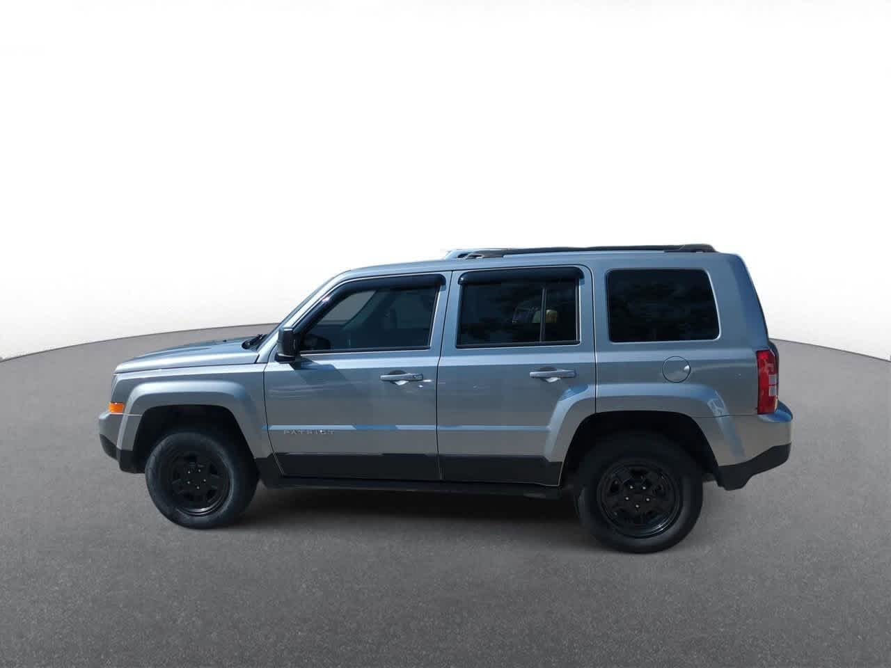 Thumbnail: 2016 Jeep Patriot - 5