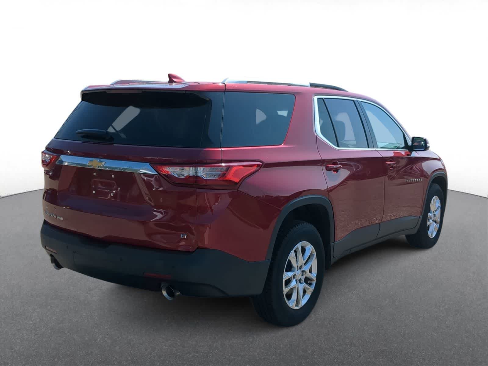 Thumbnail: 2018 Chevrolet Traverse - 8