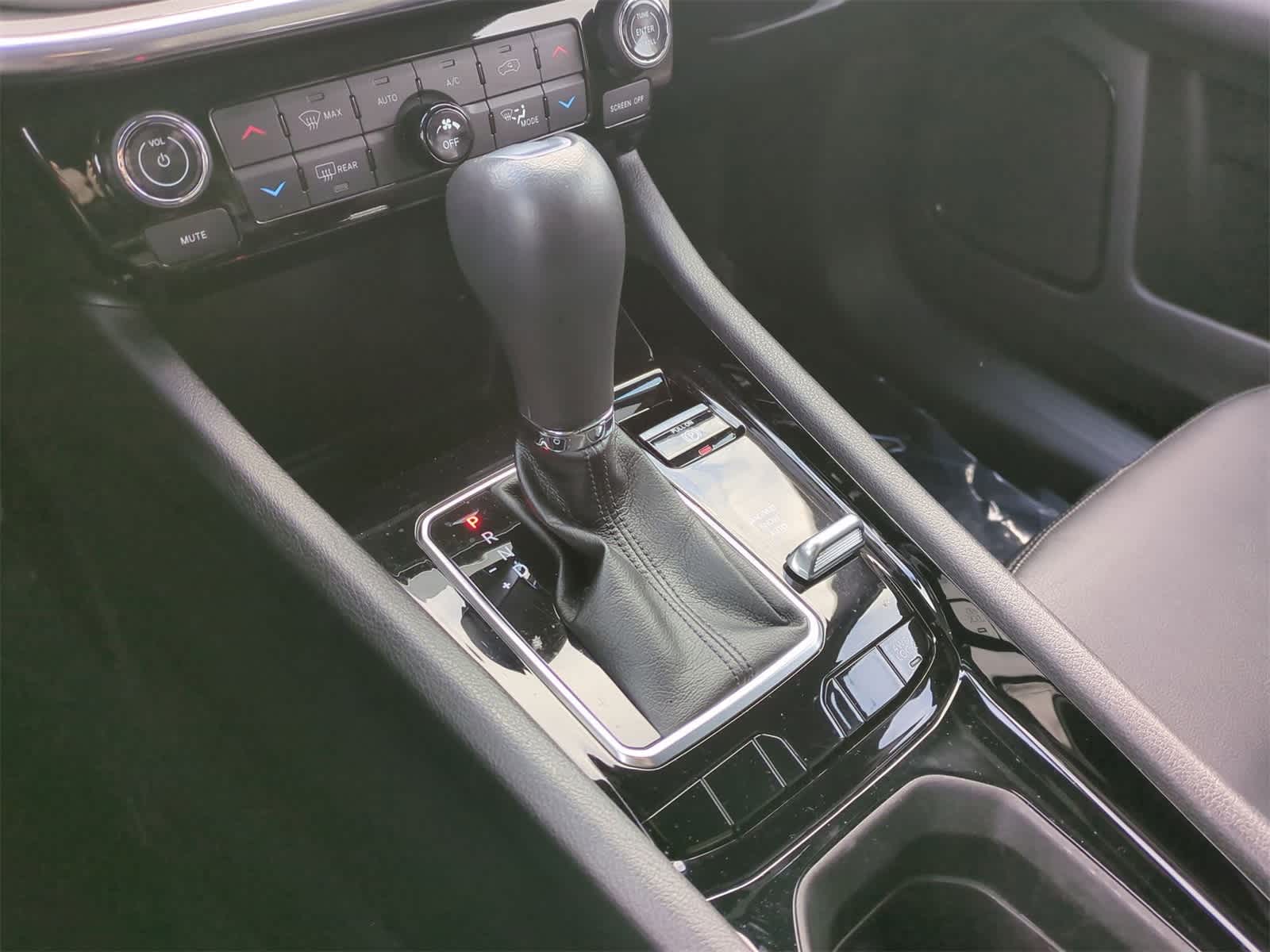 Thumbnail: 2023 Jeep Compass - 32