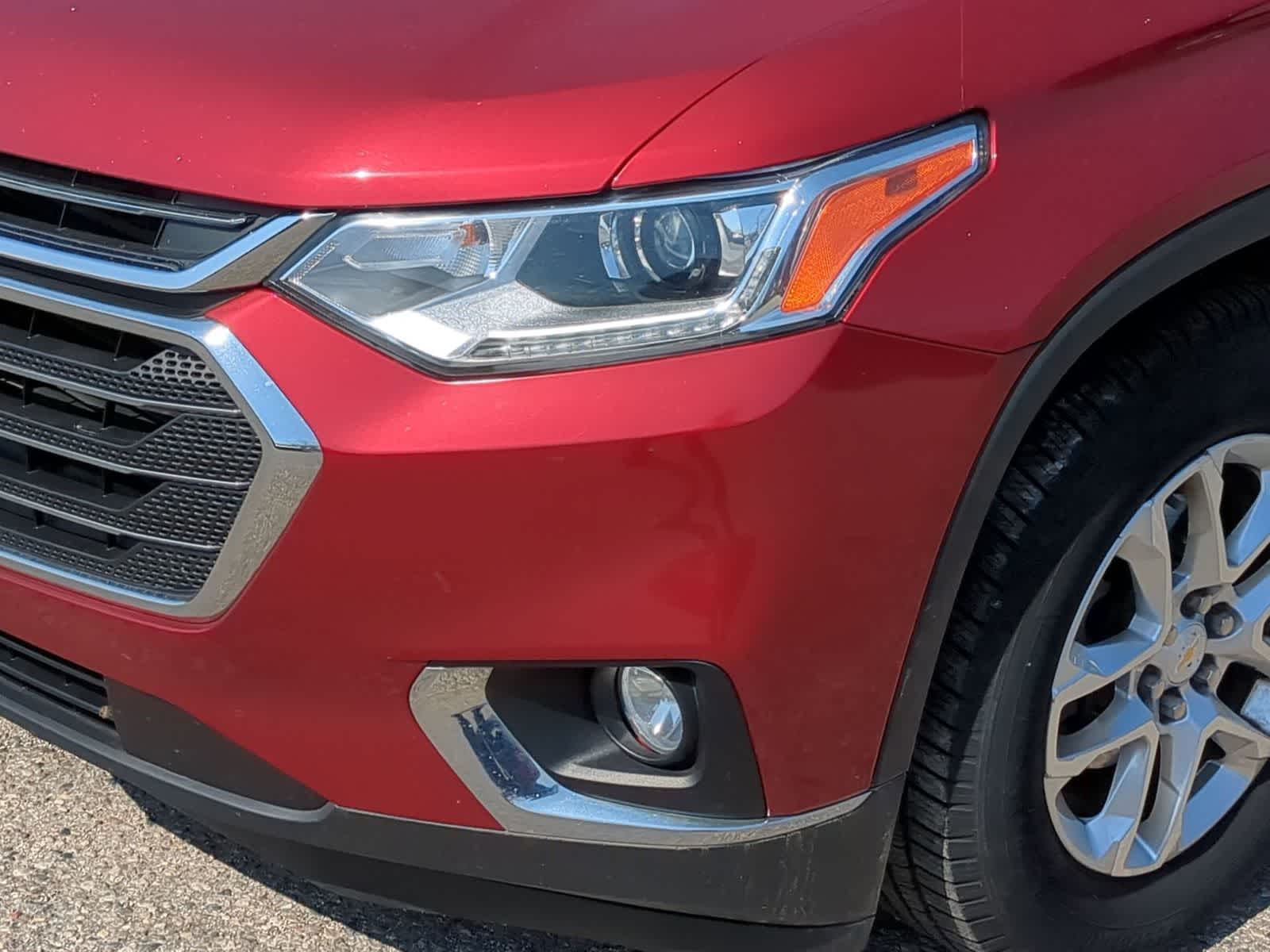 Thumbnail: 2018 Chevrolet Traverse - 11