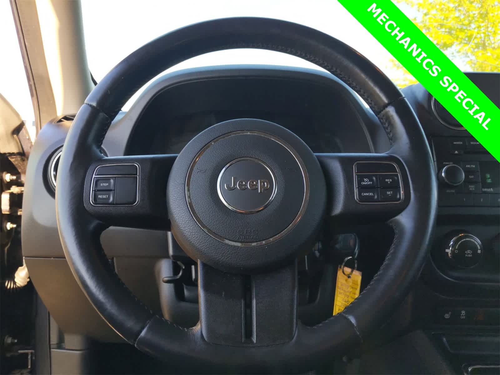 Thumbnail: 2015 Jeep Patriot - 22