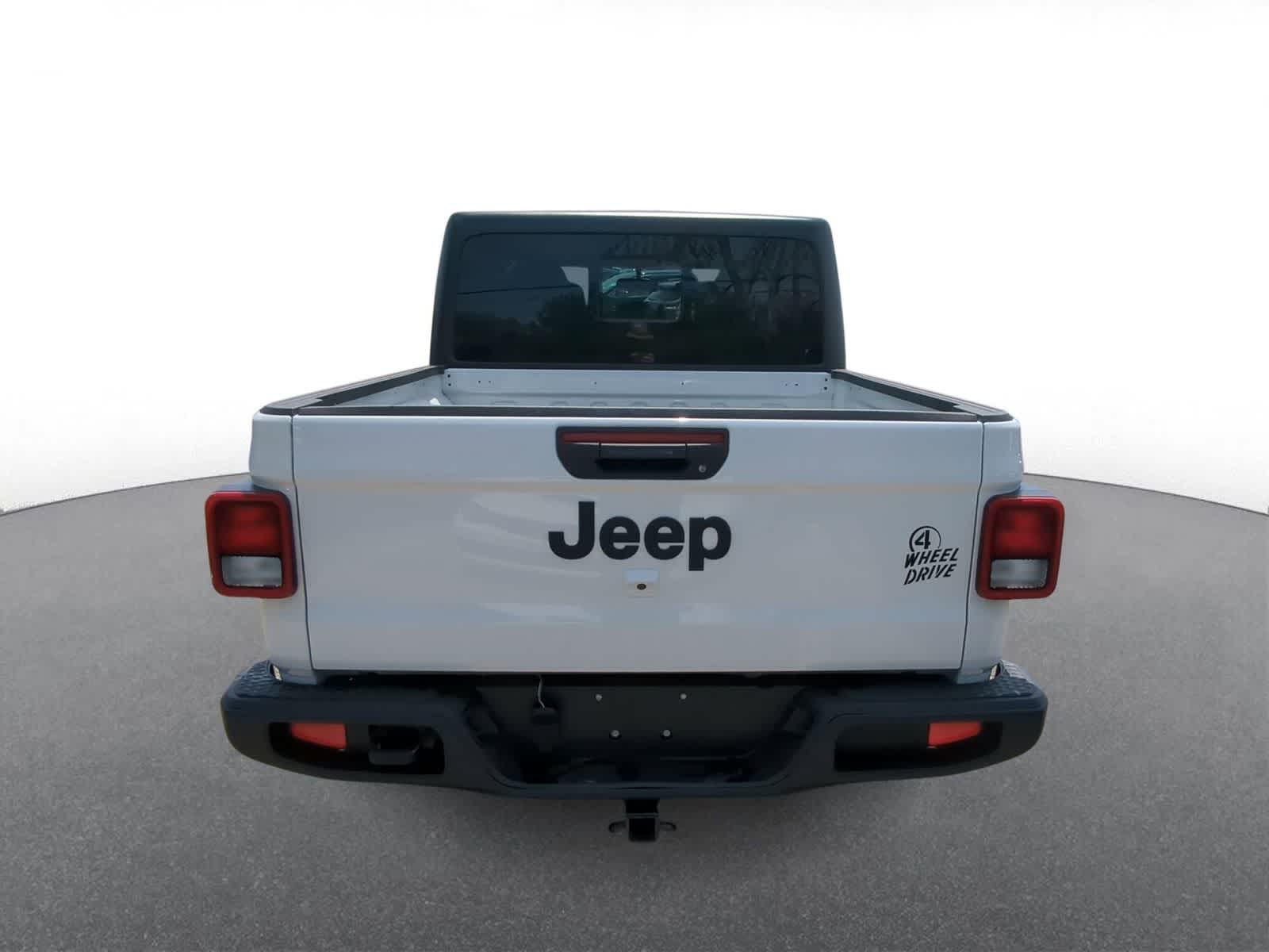 Thumbnail: 2021 Jeep Gladiator - 7