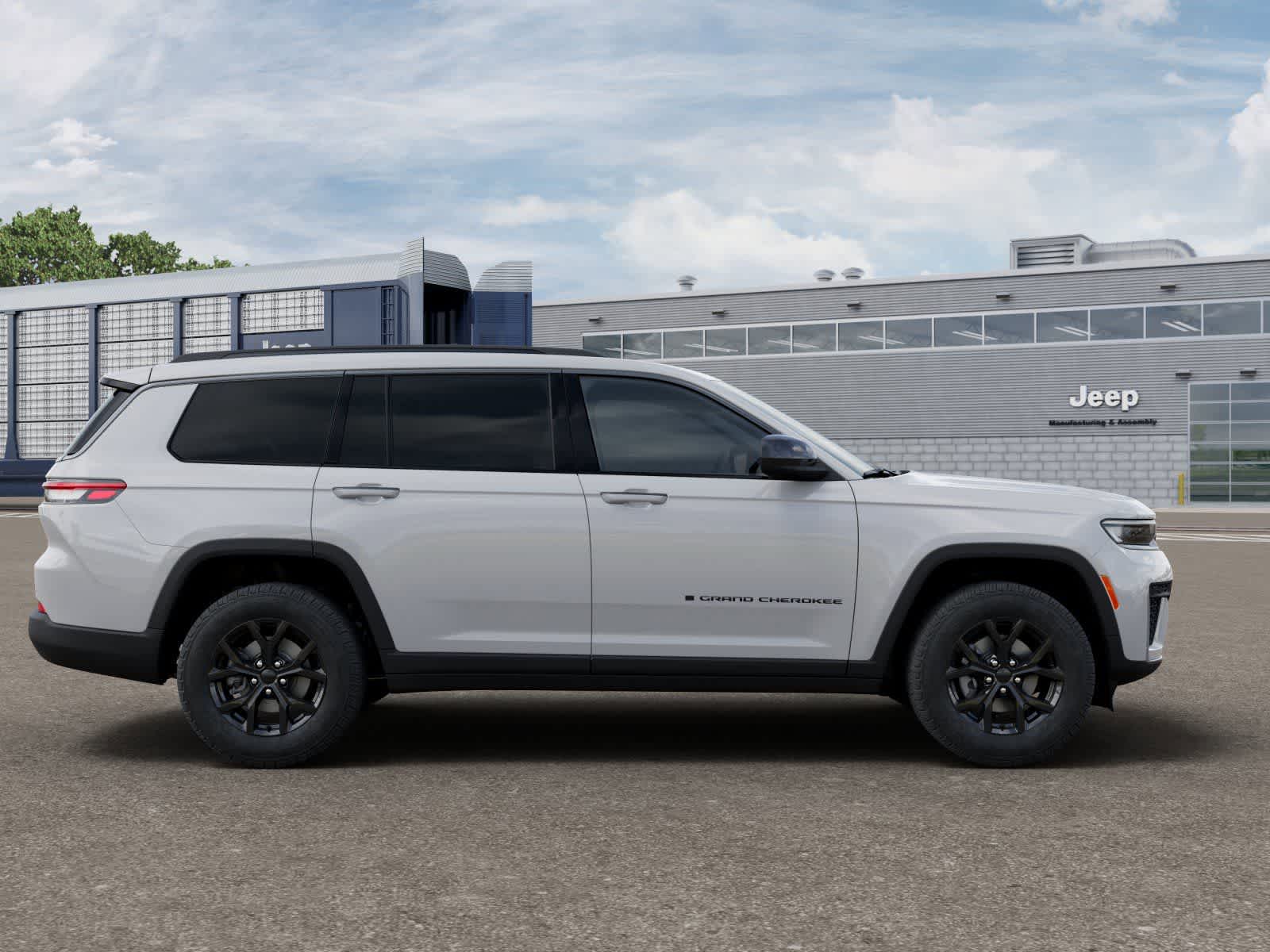 Thumbnail: 2026 Jeep Grand Cherokee L - 21