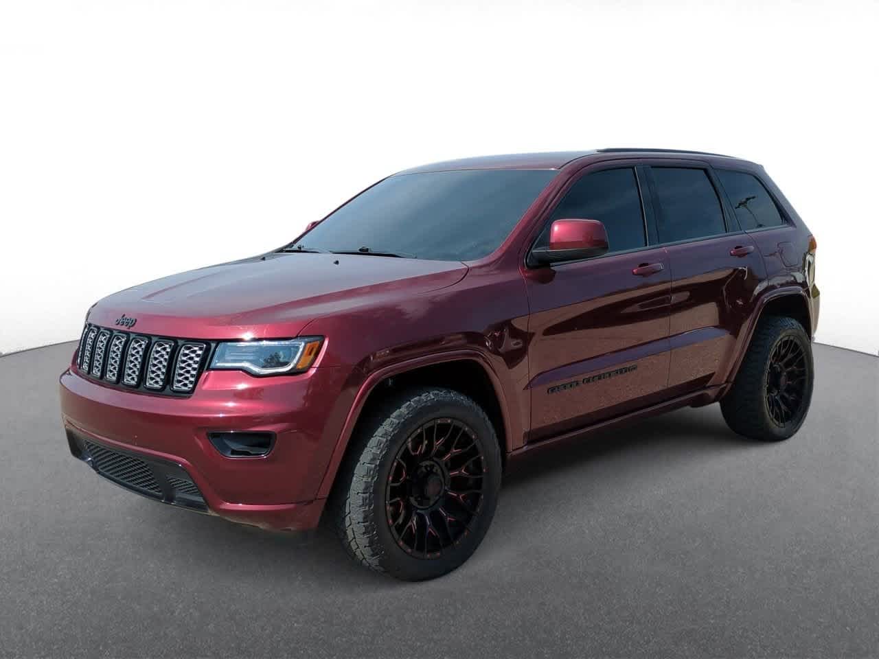 Thumbnail: 2022 Jeep Grand Cherokee - 4