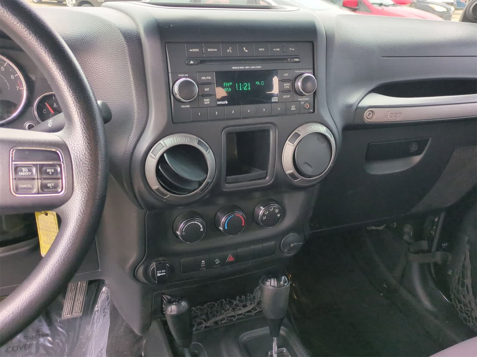 Thumbnail: 2013 Jeep Wrangler - 26