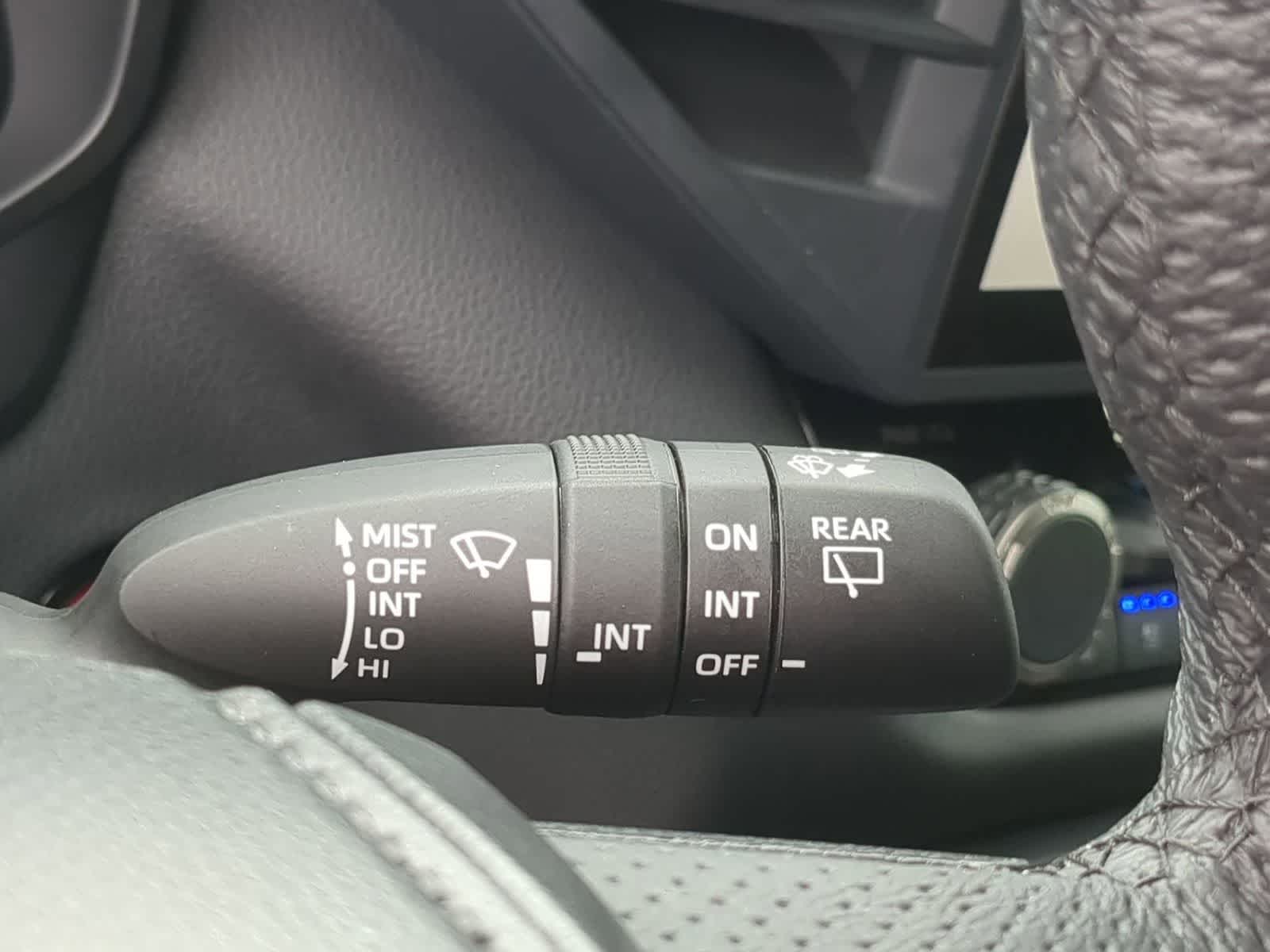 Thumbnail: 2025 Toyota Sequoia - 25