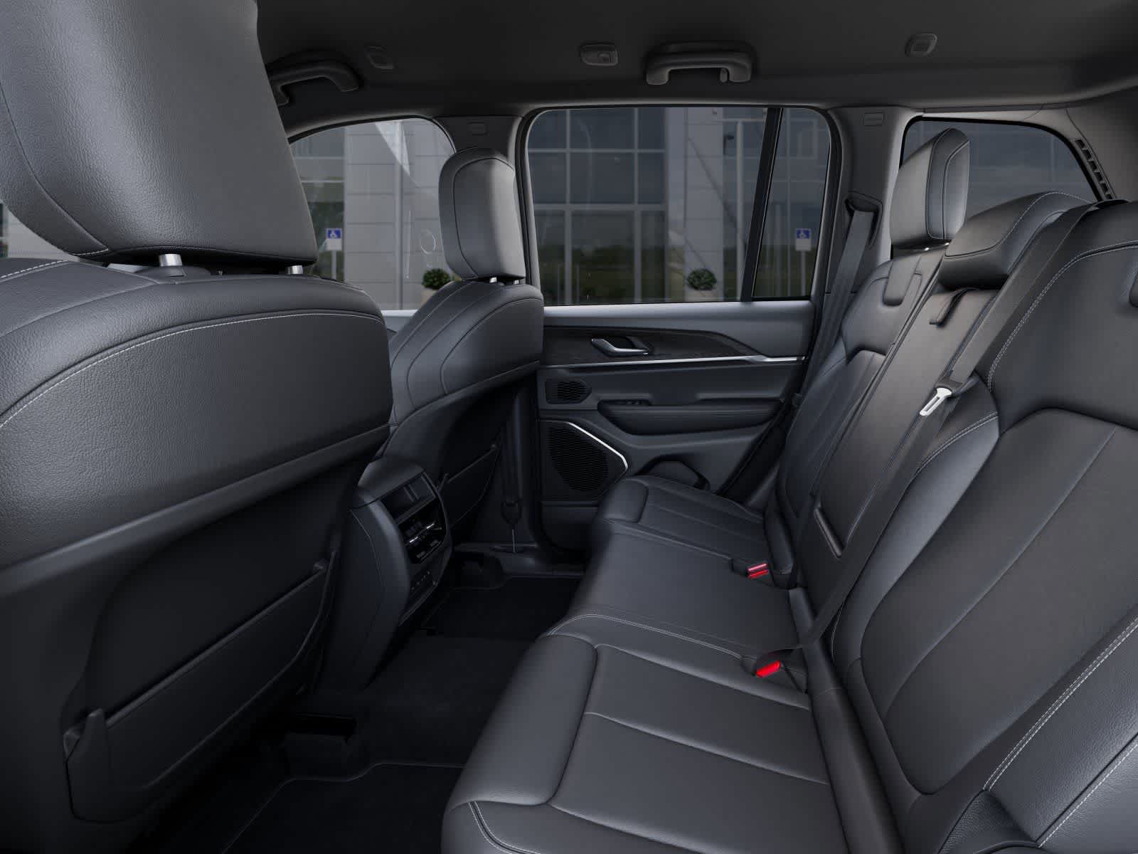 Thumbnail: 2026 Jeep Grand Cherokee - 23