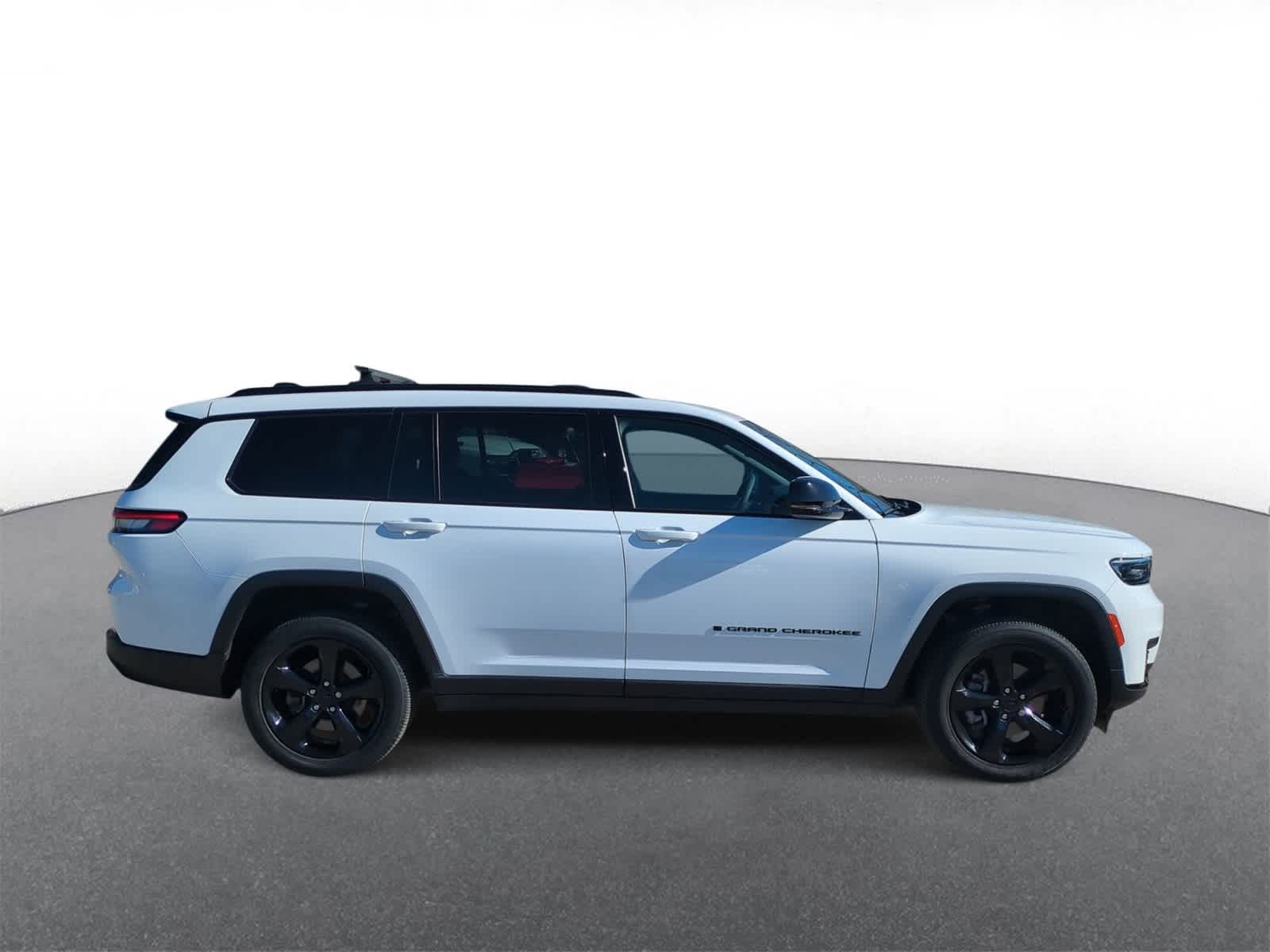 Thumbnail: 2023 Jeep Grand Cherokee L - 9