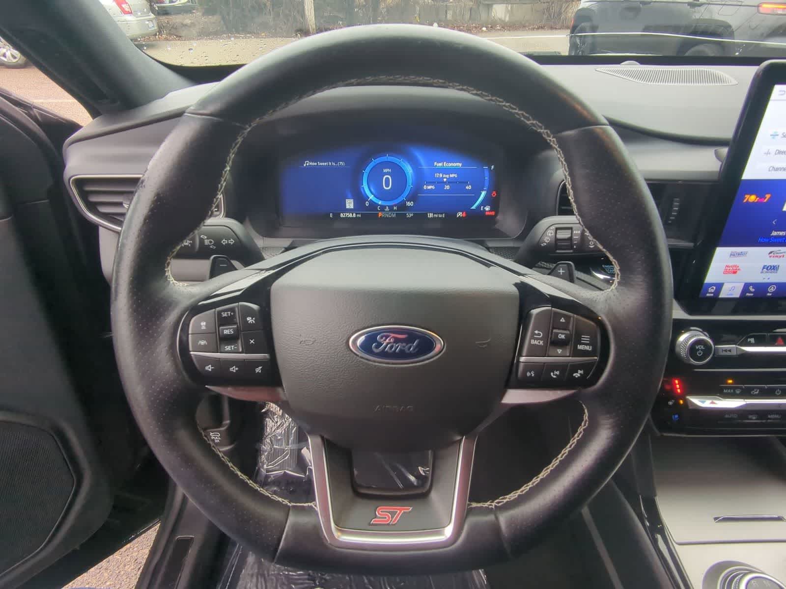 Thumbnail: 2022 Ford Explorer - 22