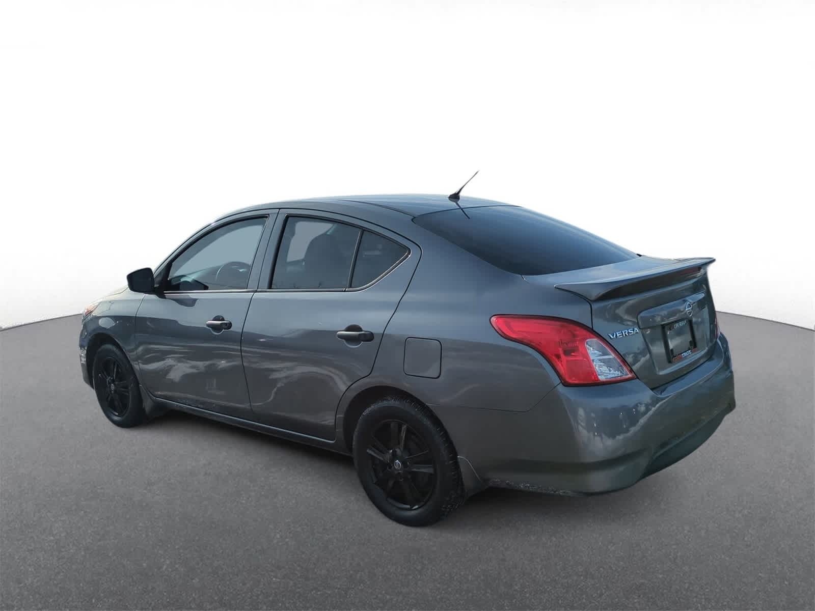 Thumbnail: 2018 Nissan Versa - 6