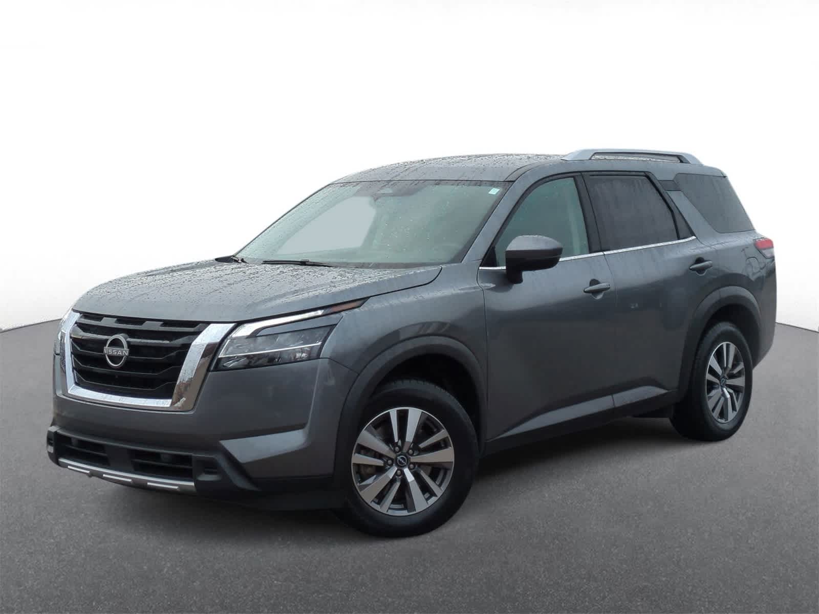 2023 Nissan Pathfinder SL's photo