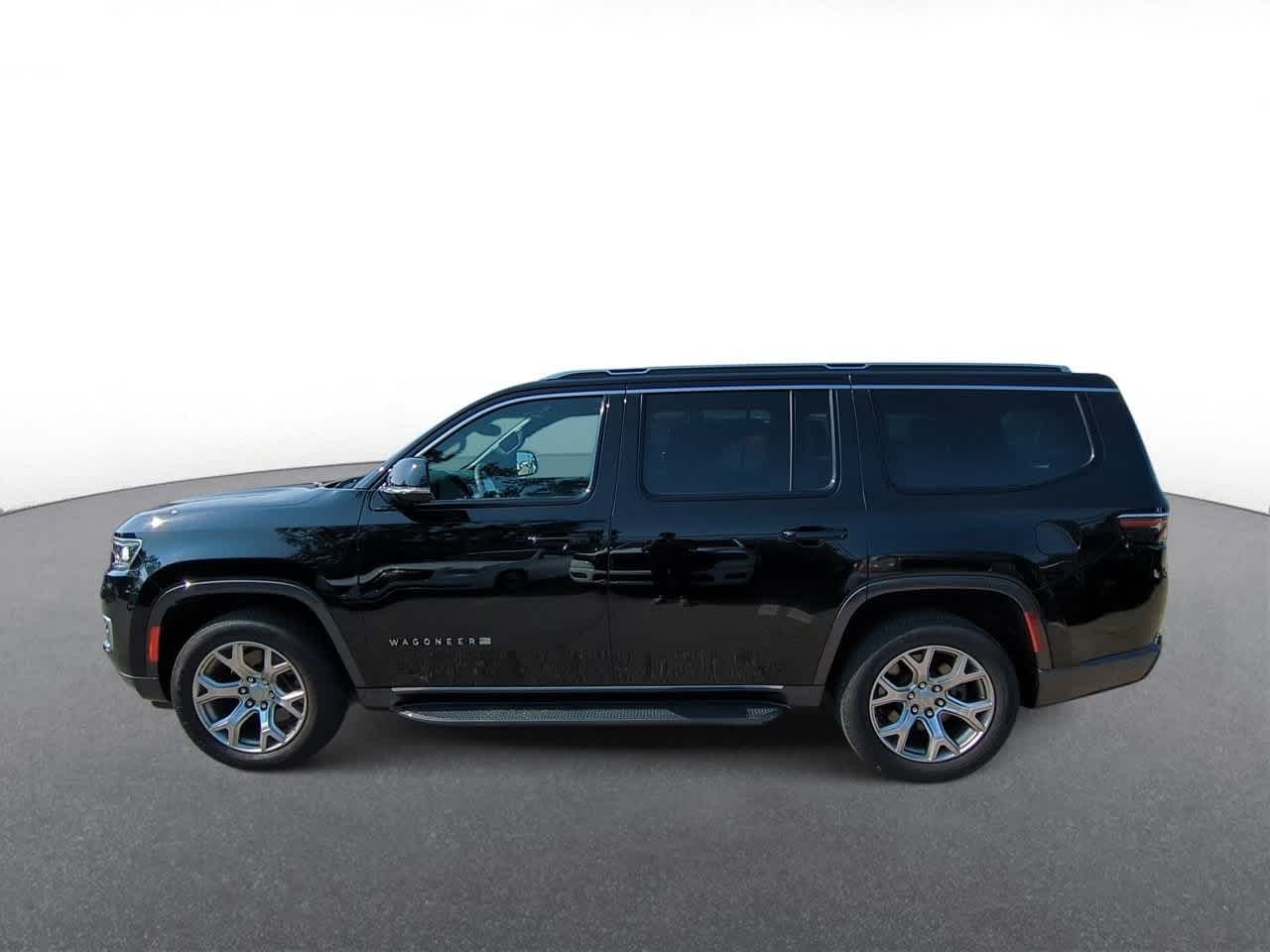 Thumbnail: 2022 Jeep Wagoneer - 5