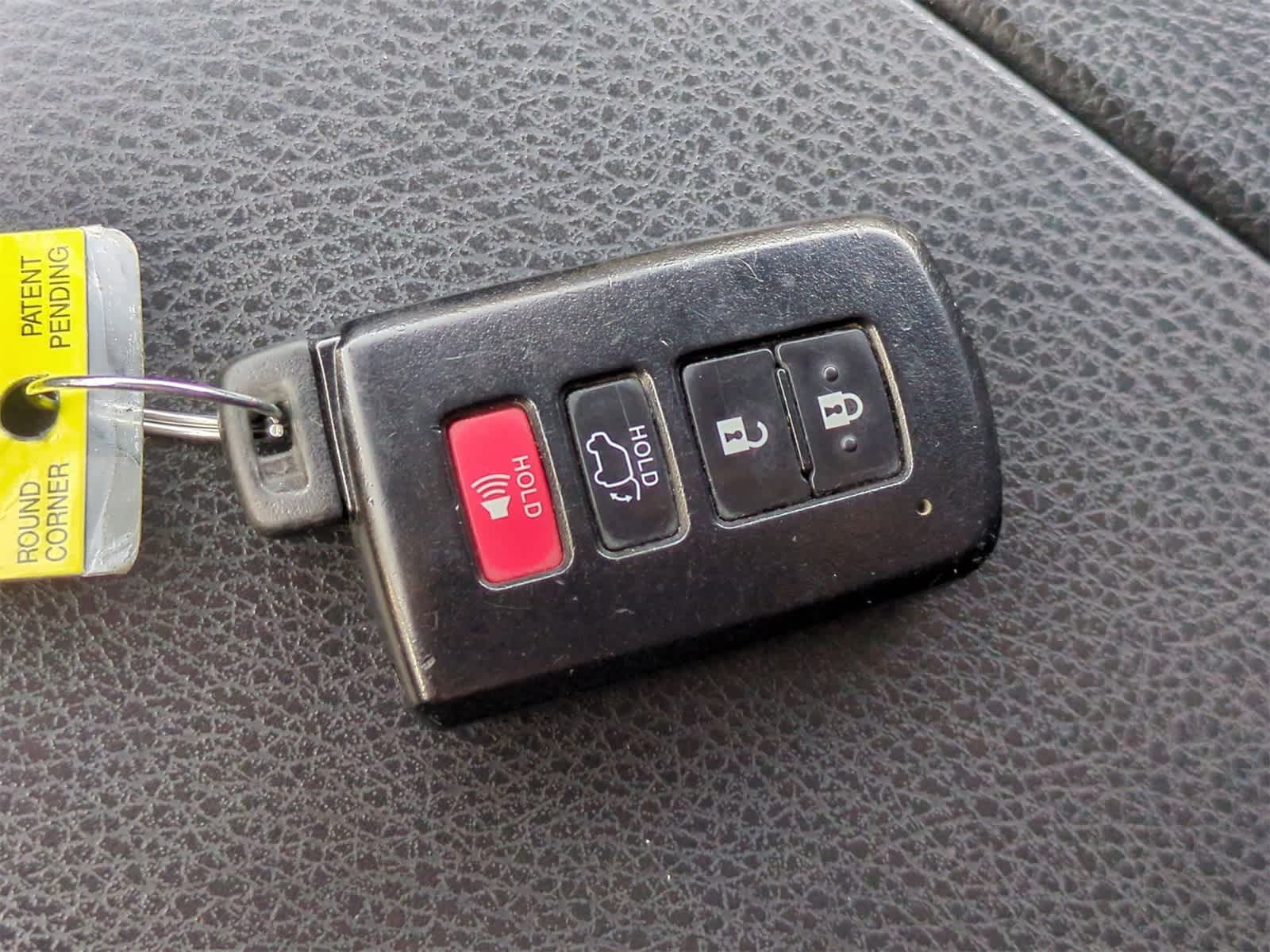 Thumbnail: 2019 Toyota Highlander - 34