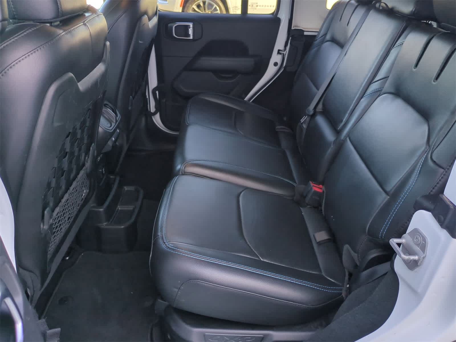 Thumbnail: 2022 Jeep Wrangler - 18