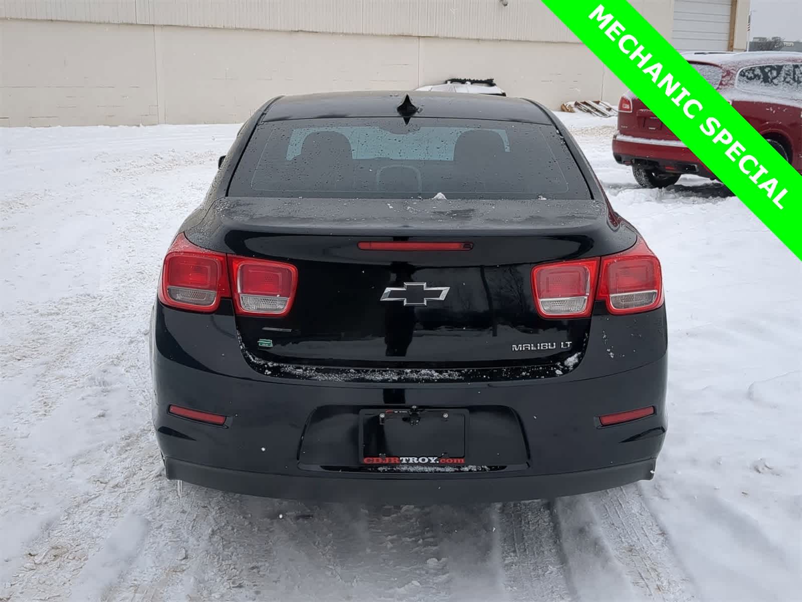 Thumbnail: 2016 Chevrolet Malibu - 13