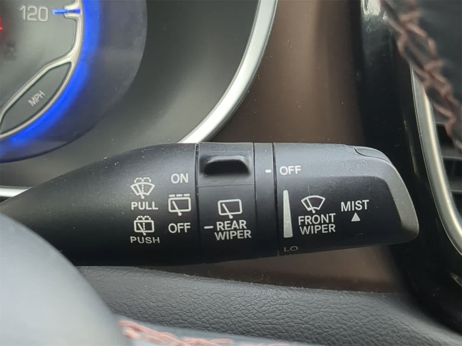 Thumbnail: 2017 Chrysler Pacifica - 33