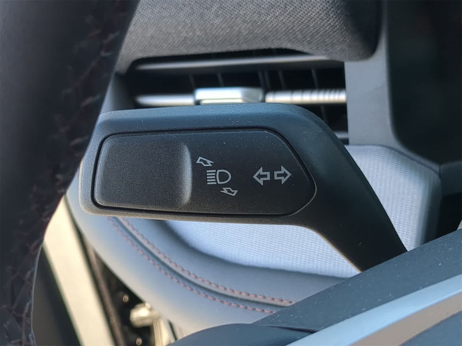 Thumbnail: 2025 Ford Explorer - 33