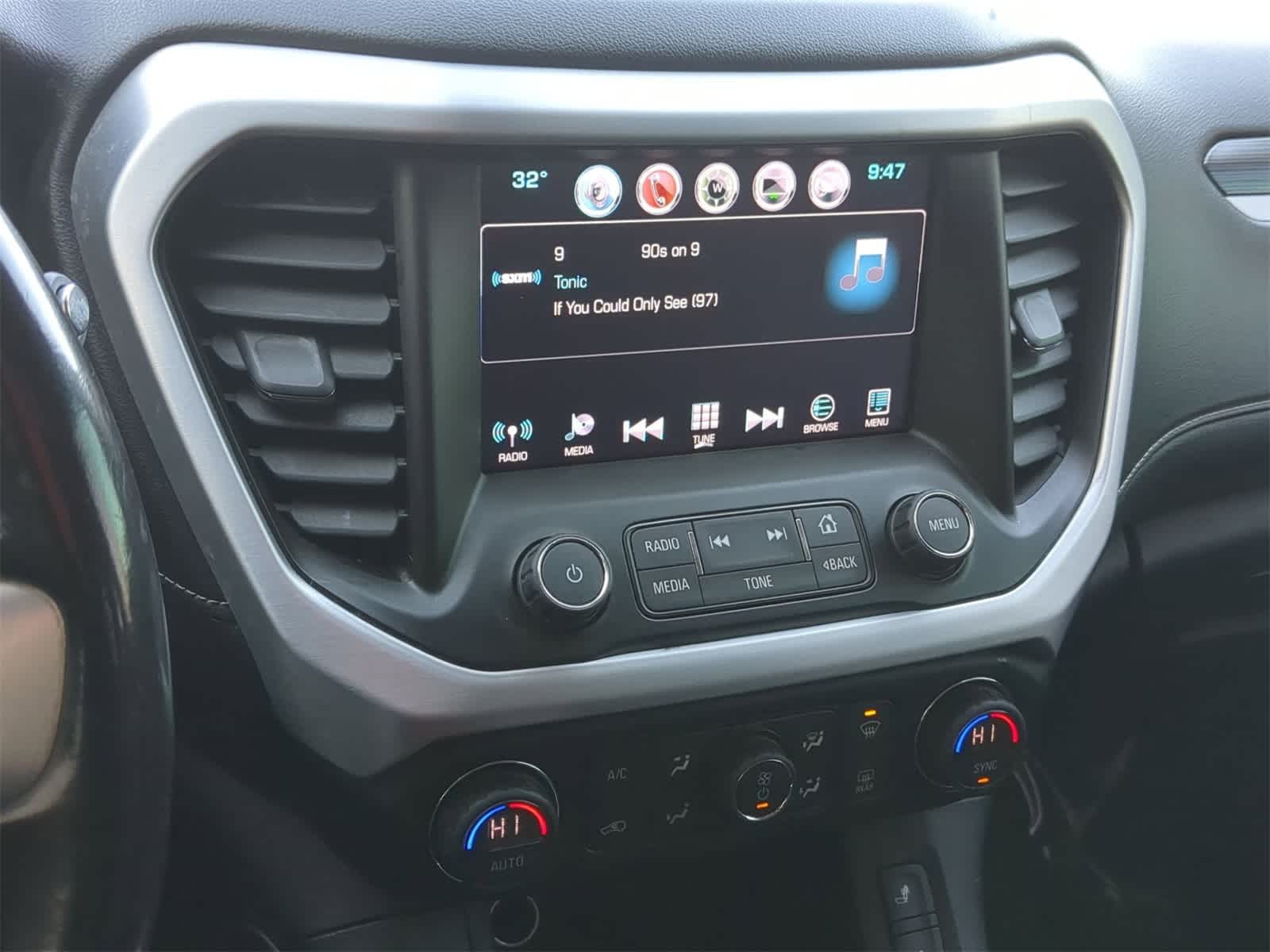 Thumbnail: 2018 GMC Acadia - 34