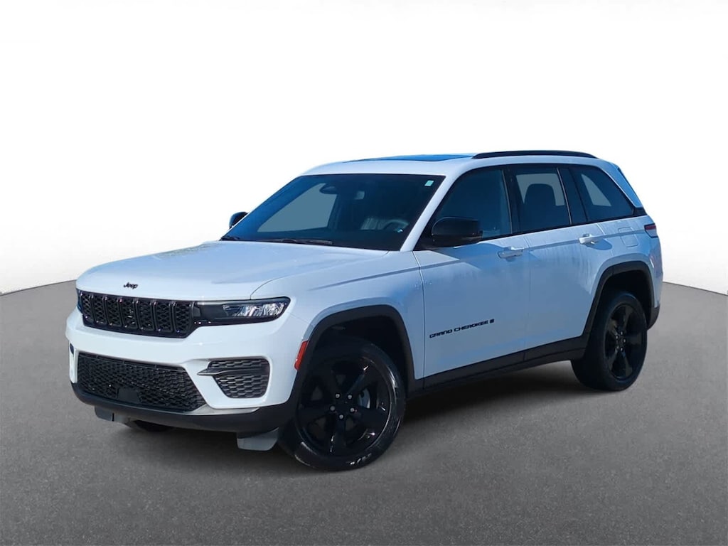 Used 2023 Jeep Grand Cherokee Altitude SUV