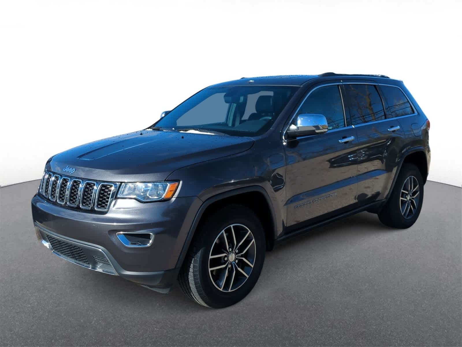 Thumbnail: 2018 Jeep Grand Cherokee - 4