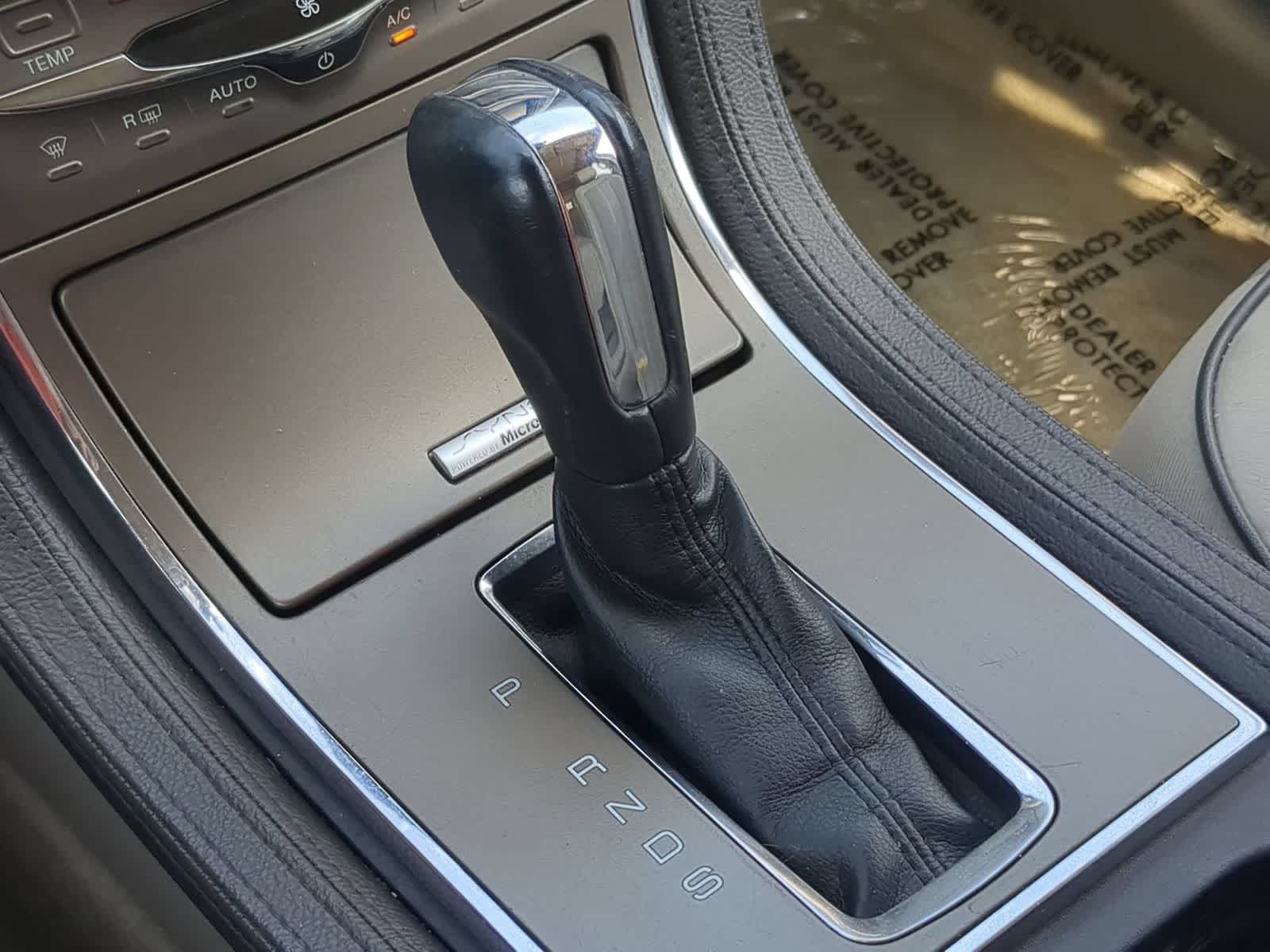 Thumbnail: 2013 Lincoln MKX - 29