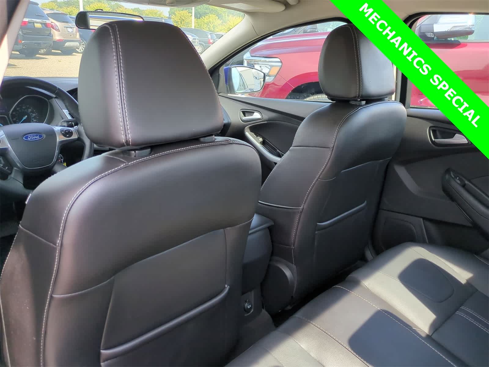 Thumbnail: 2014 Ford Focus - 16