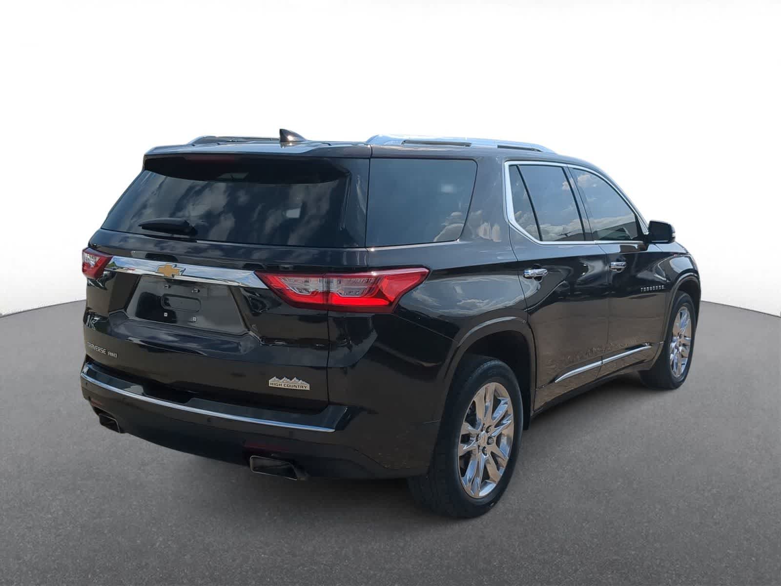 Thumbnail: 2018 Chevrolet Traverse - 8