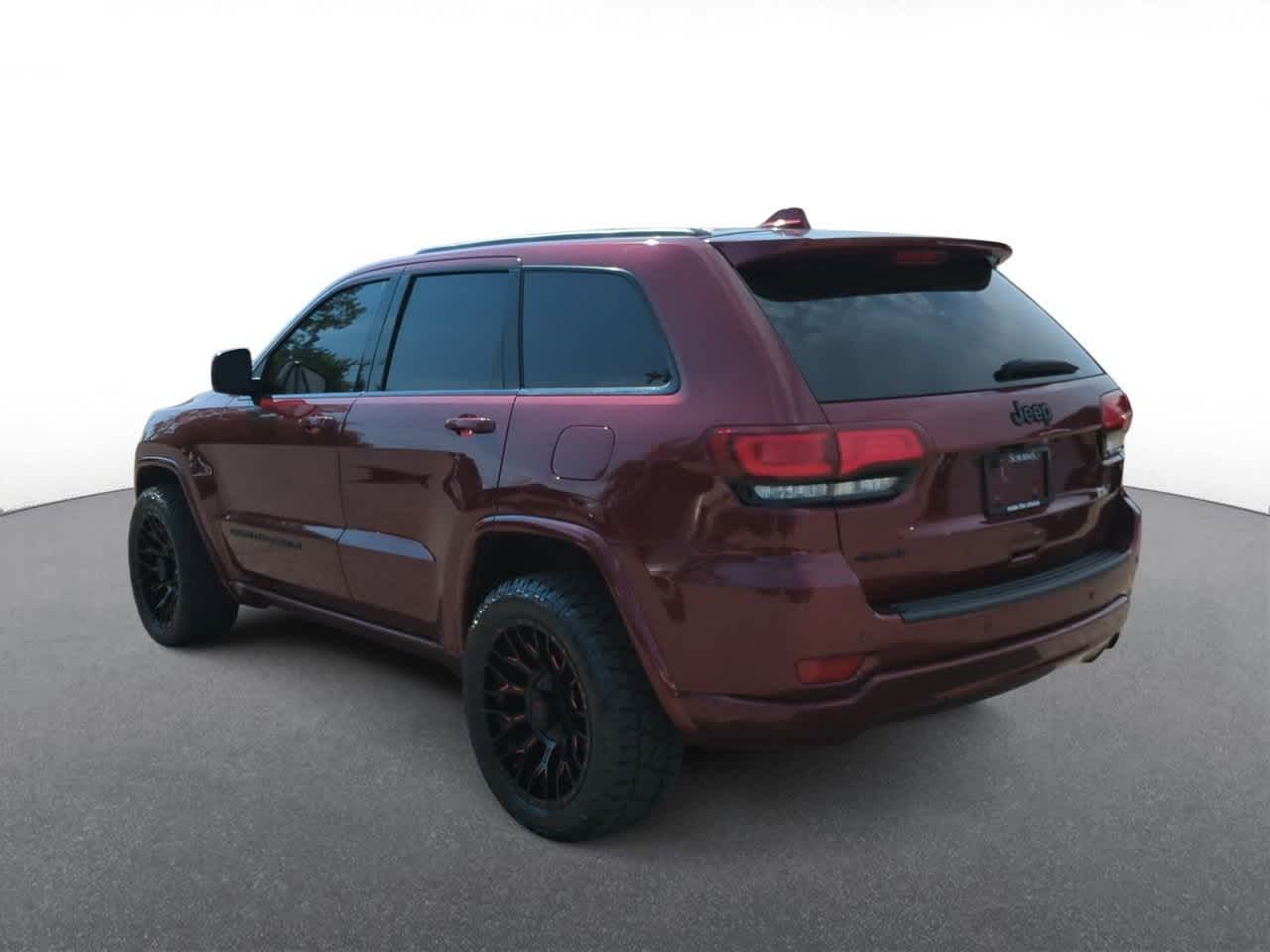 Thumbnail: 2022 Jeep Grand Cherokee - 6