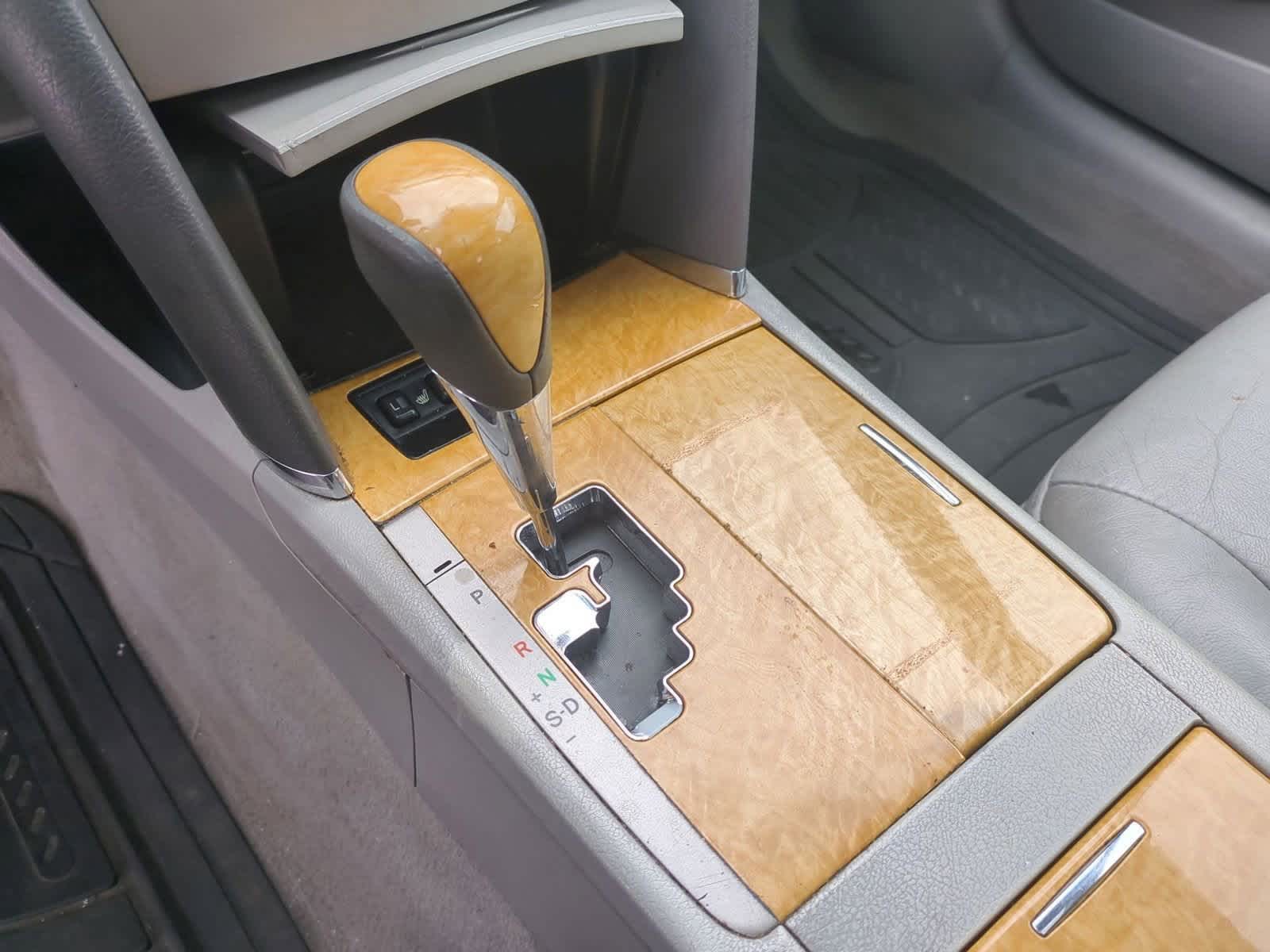 2007 Toyota Camry XLE 27