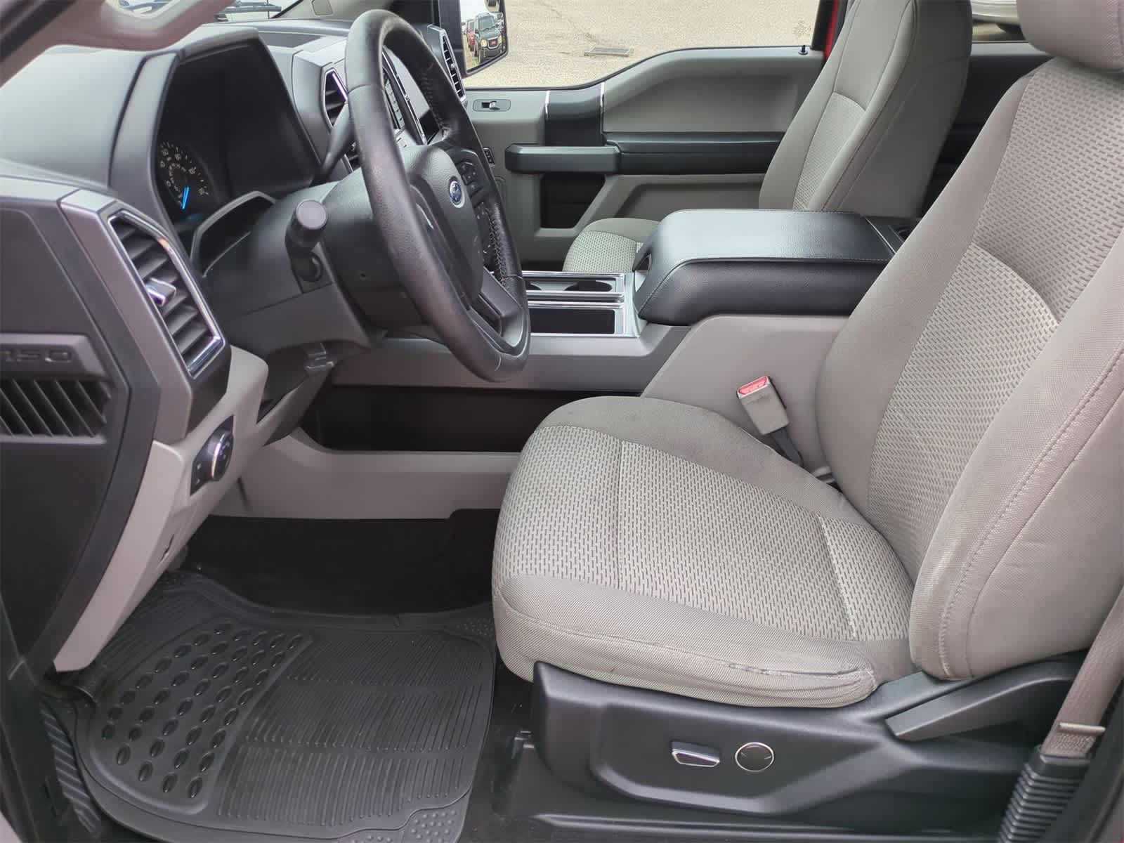Thumbnail: 2016 Ford F-150 - 15