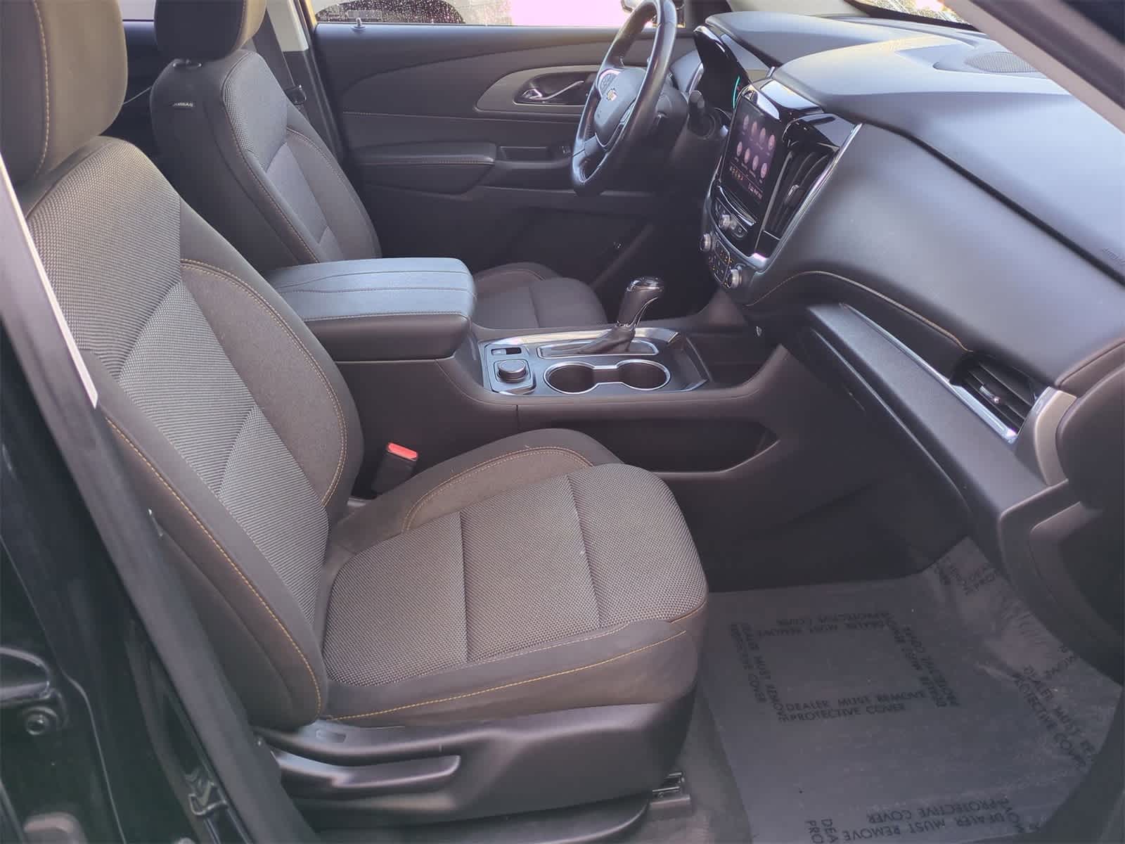 Thumbnail: 2020 Chevrolet Traverse - 21