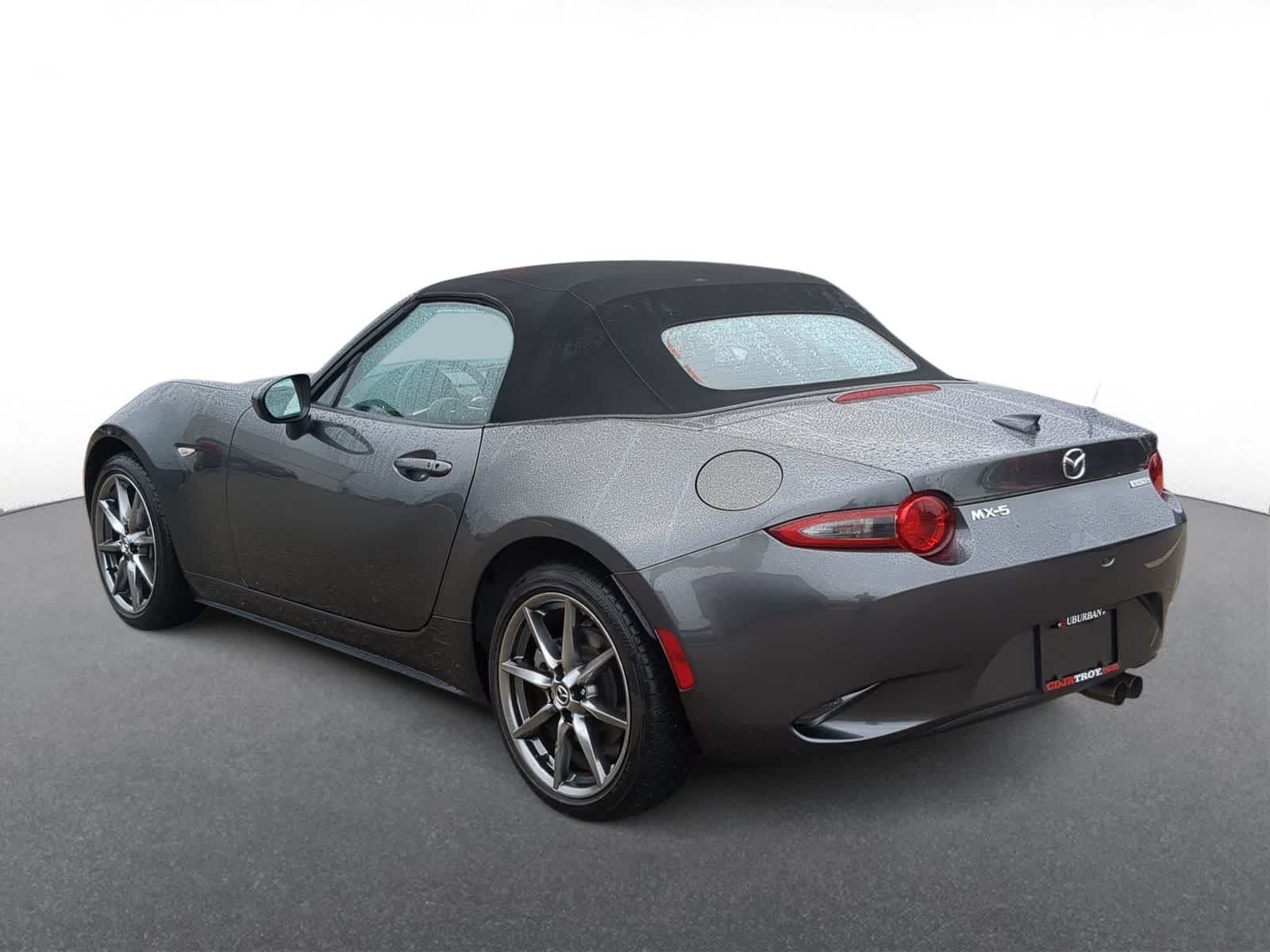 Thumbnail: 2021 Mazda MX-5 Miata - 6