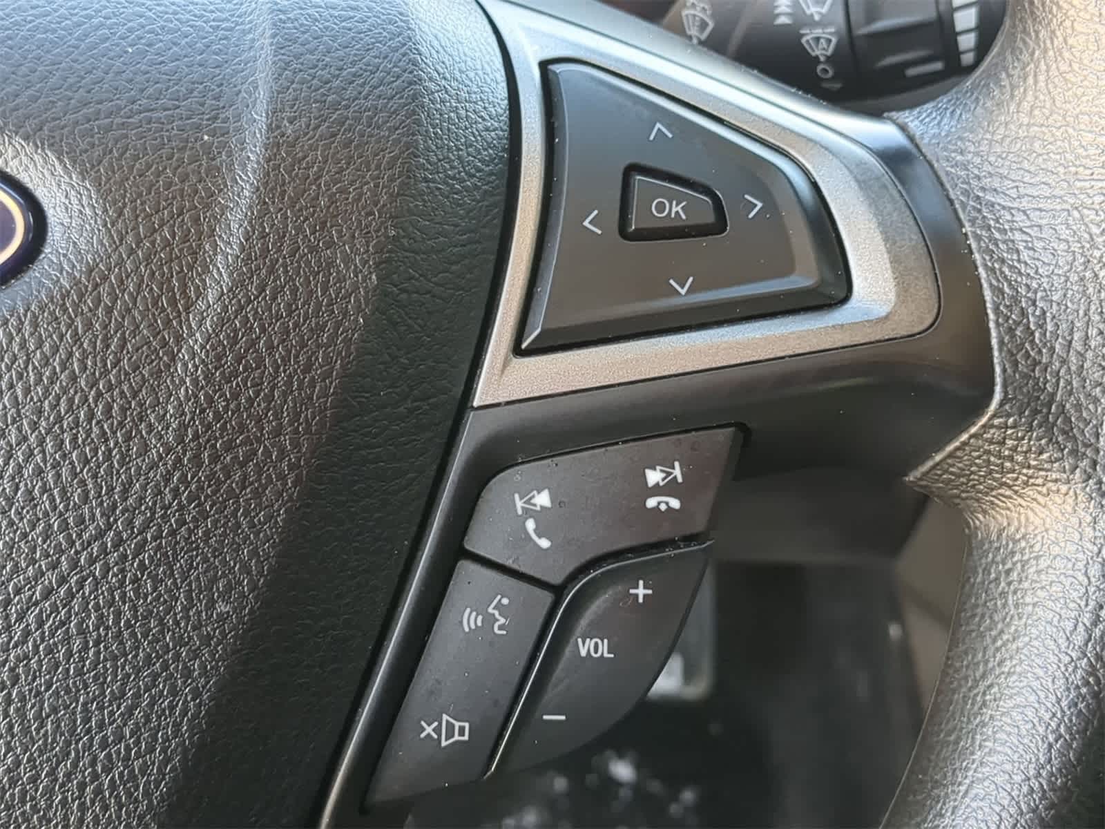 Thumbnail: 2020 Ford Fusion - 31