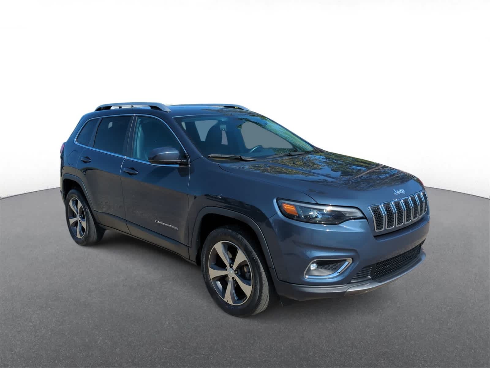 2019 Jeep Cherokee Limited photo 2