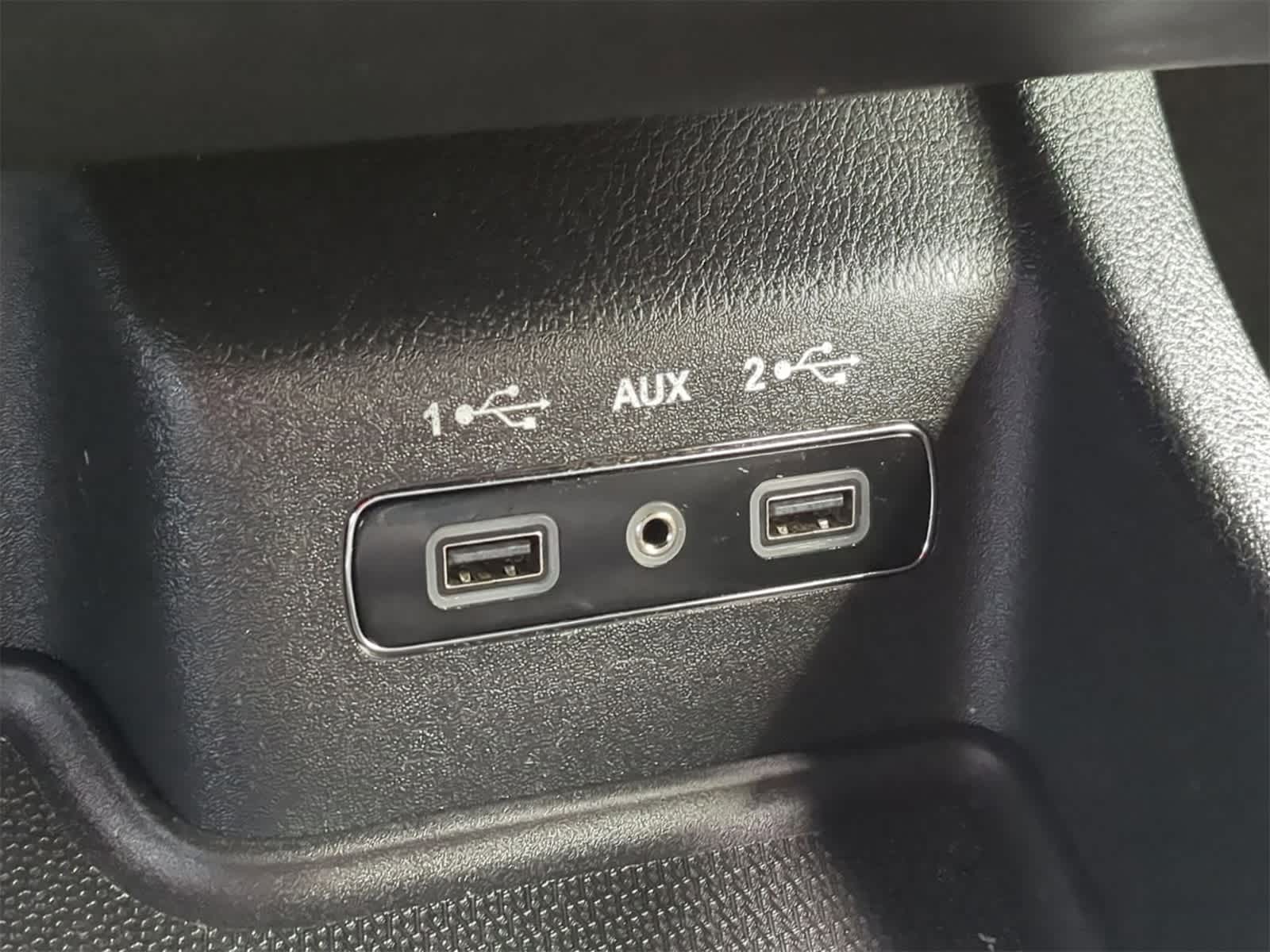 Thumbnail: 2020 Dodge Durango - 38