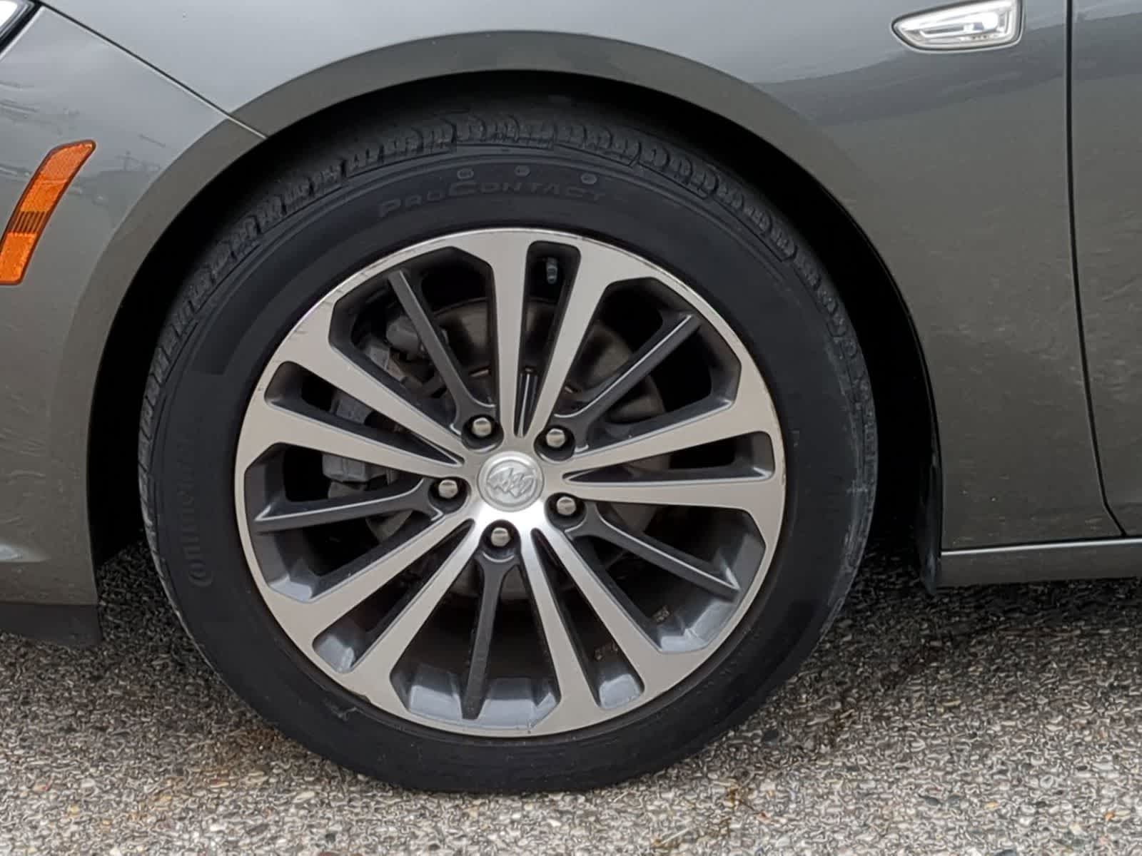 Thumbnail: 2018 Buick Regal - 14