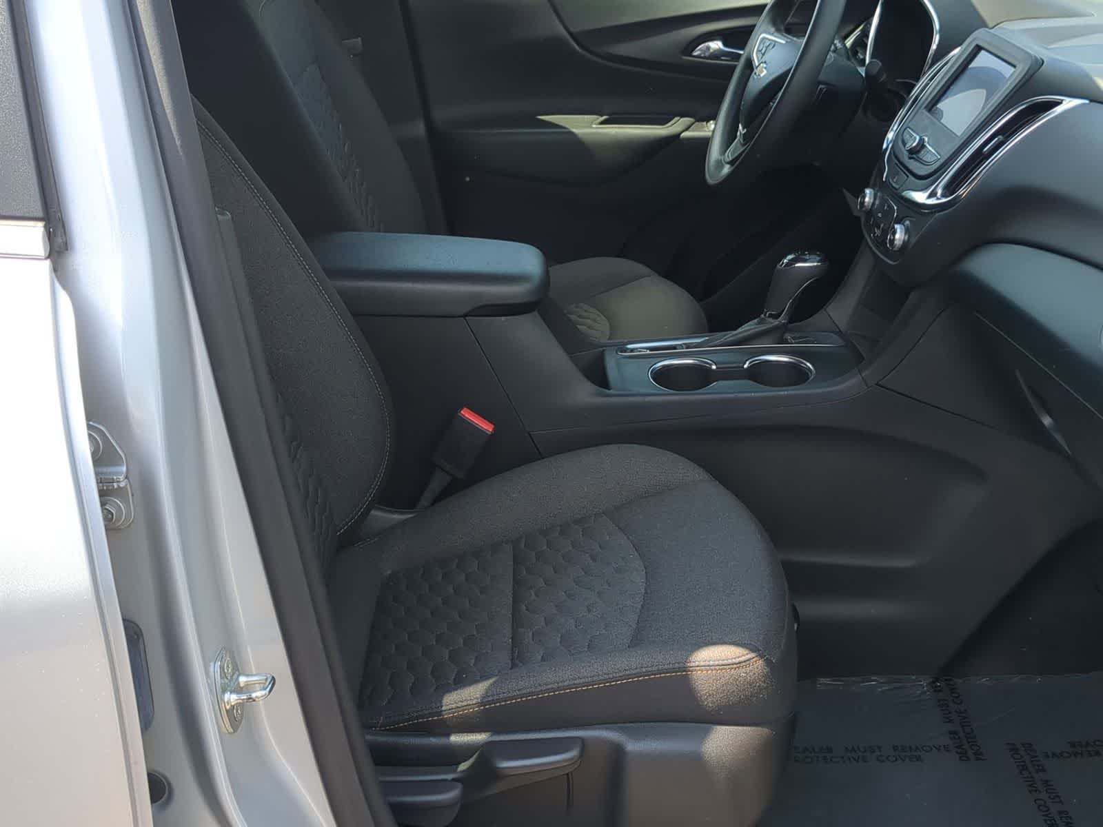 Thumbnail: 2021 Chevrolet Equinox - 21