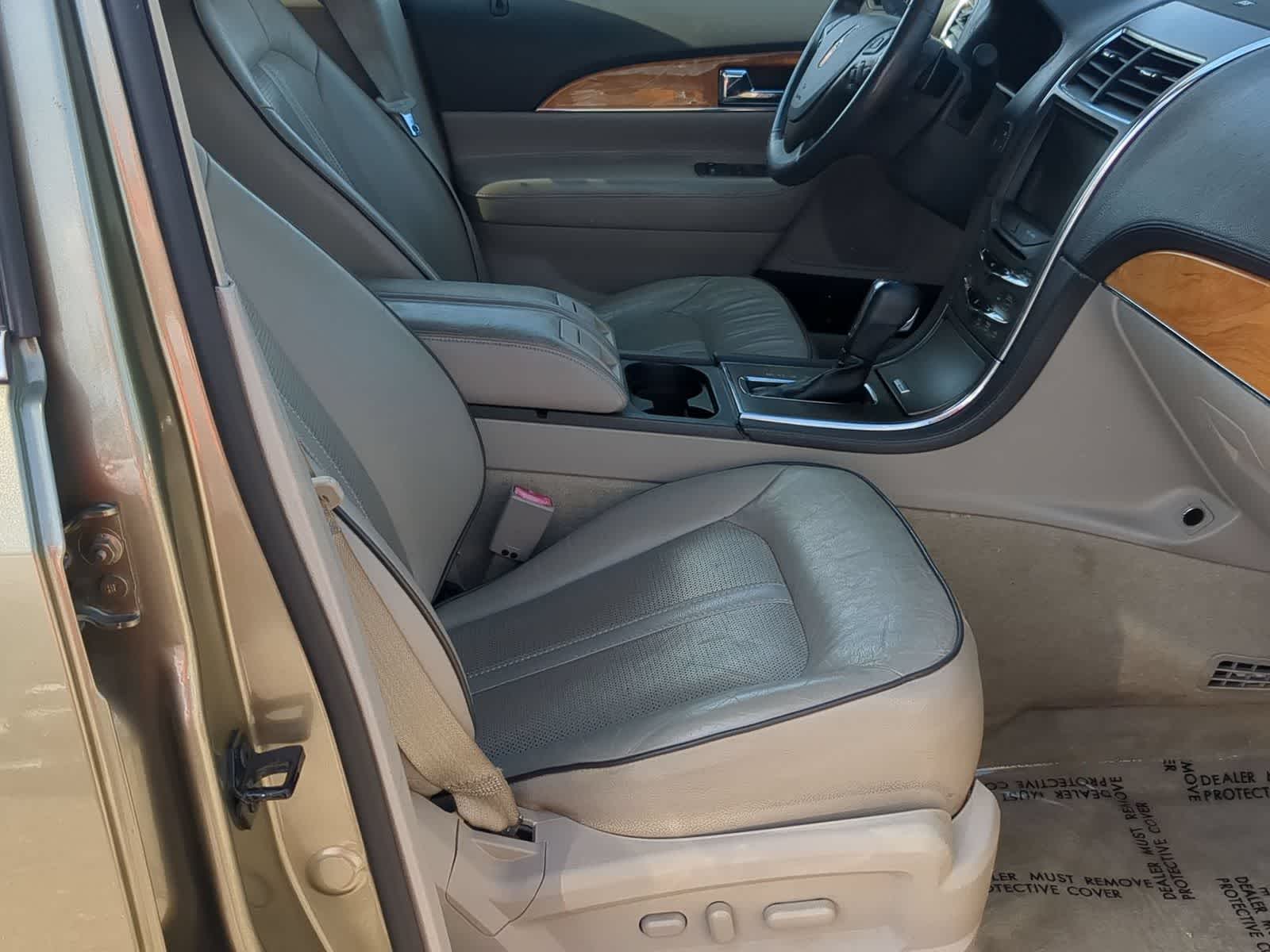 Thumbnail: 2013 Lincoln MKX - 21