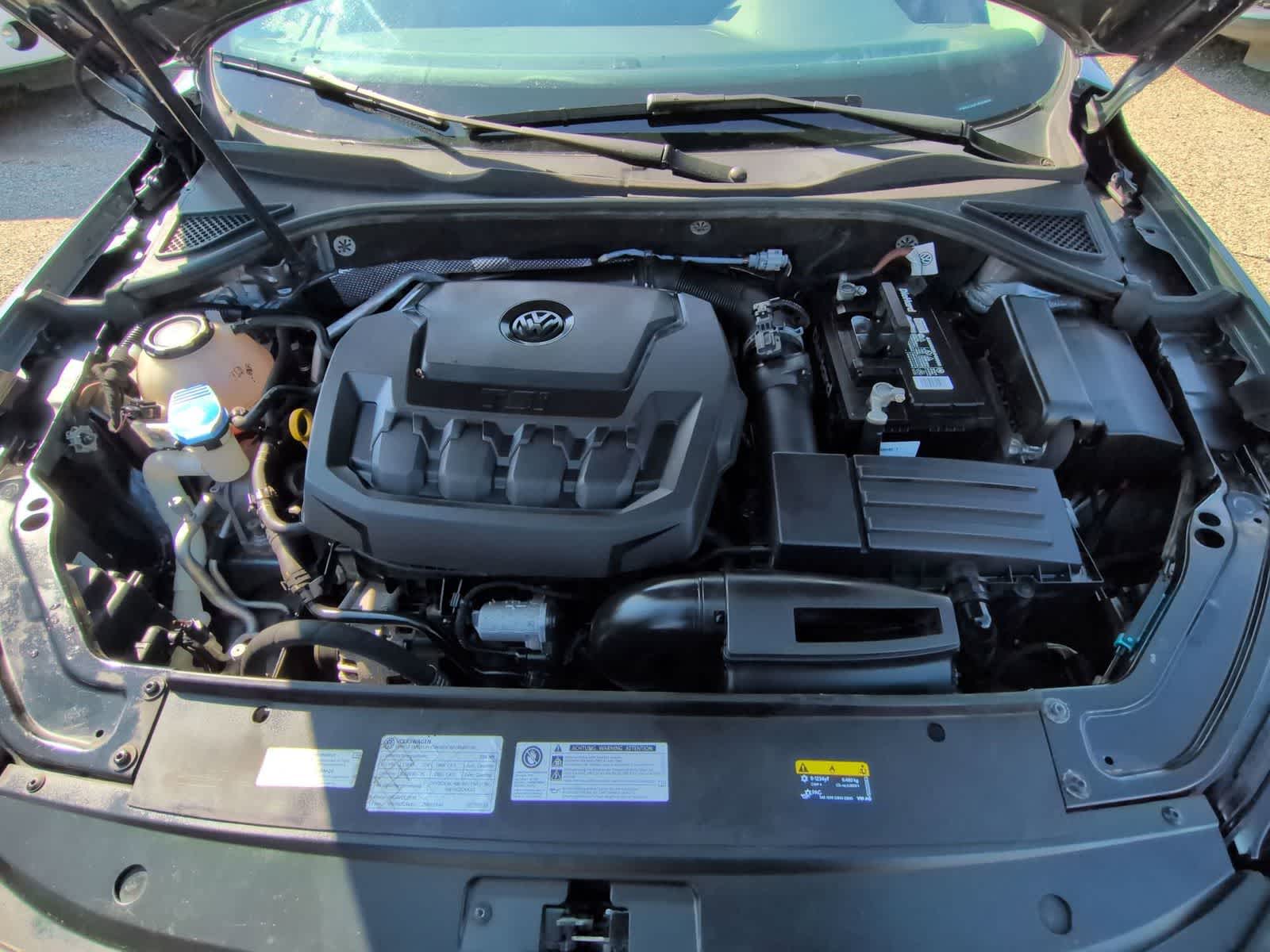 Thumbnail: 2018 Volkswagen Passat - 15