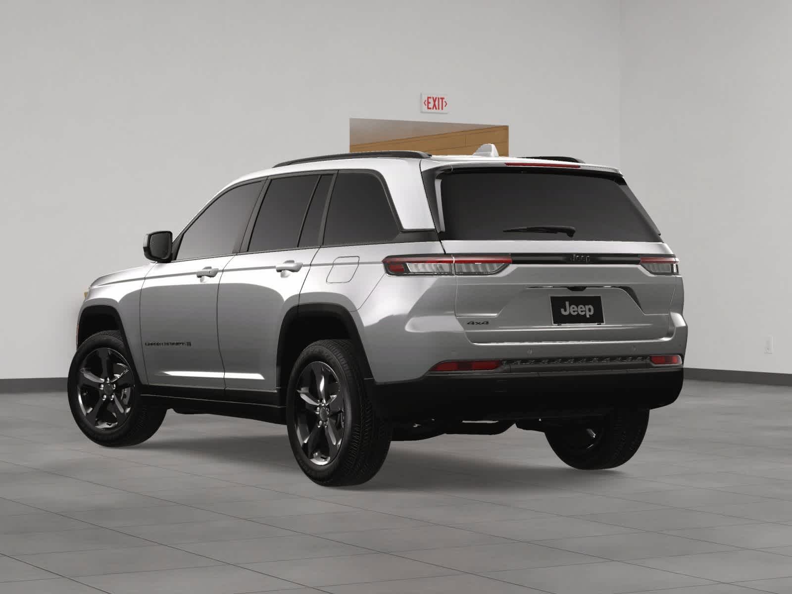 2025 Jeep Grand Cherokee Laredo 2