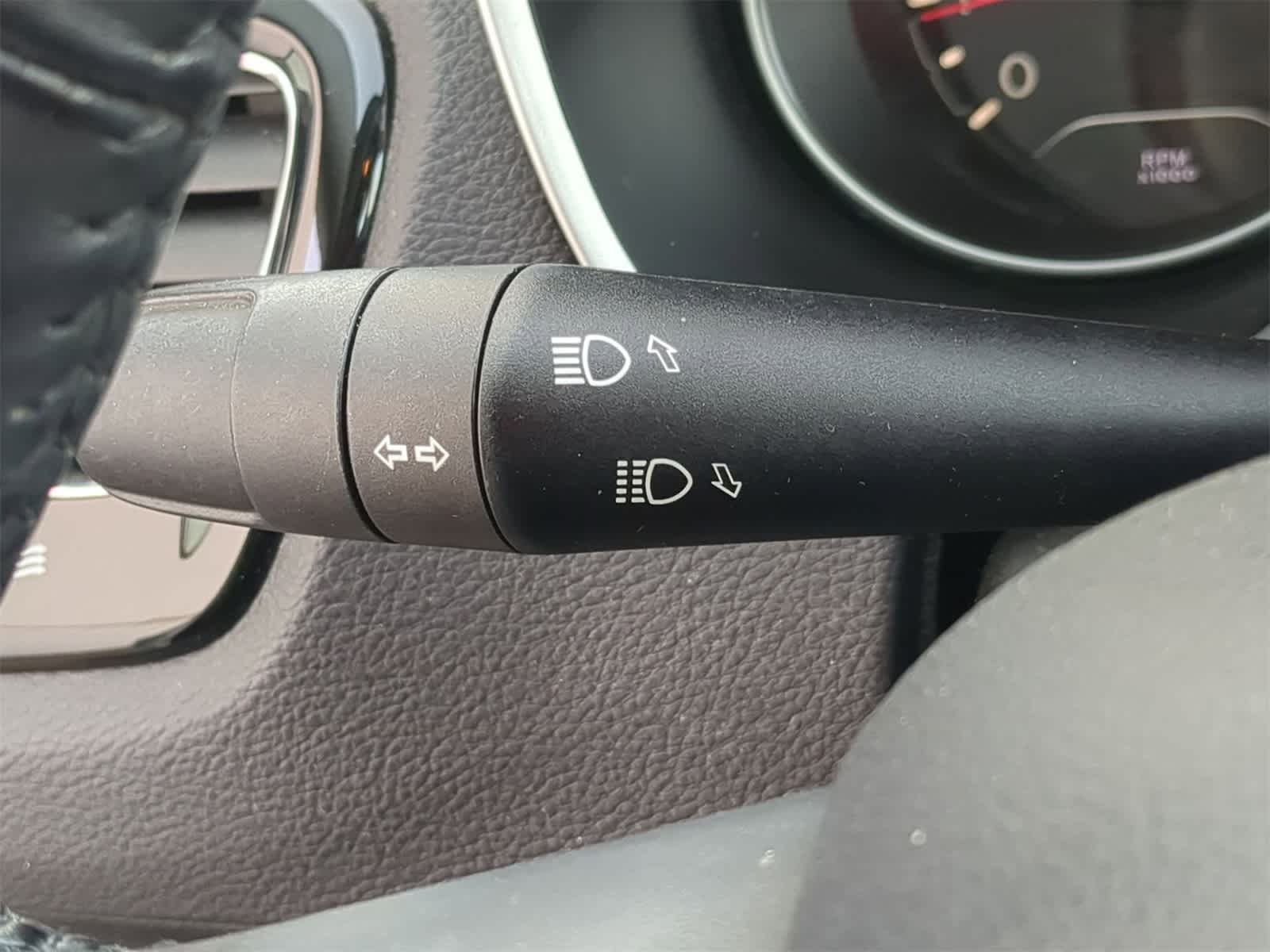 Thumbnail: 2018 Jeep Compass - 33