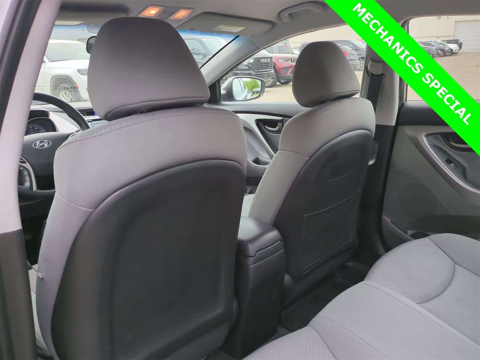 Thumbnail: 2011 Hyundai Elantra - 16