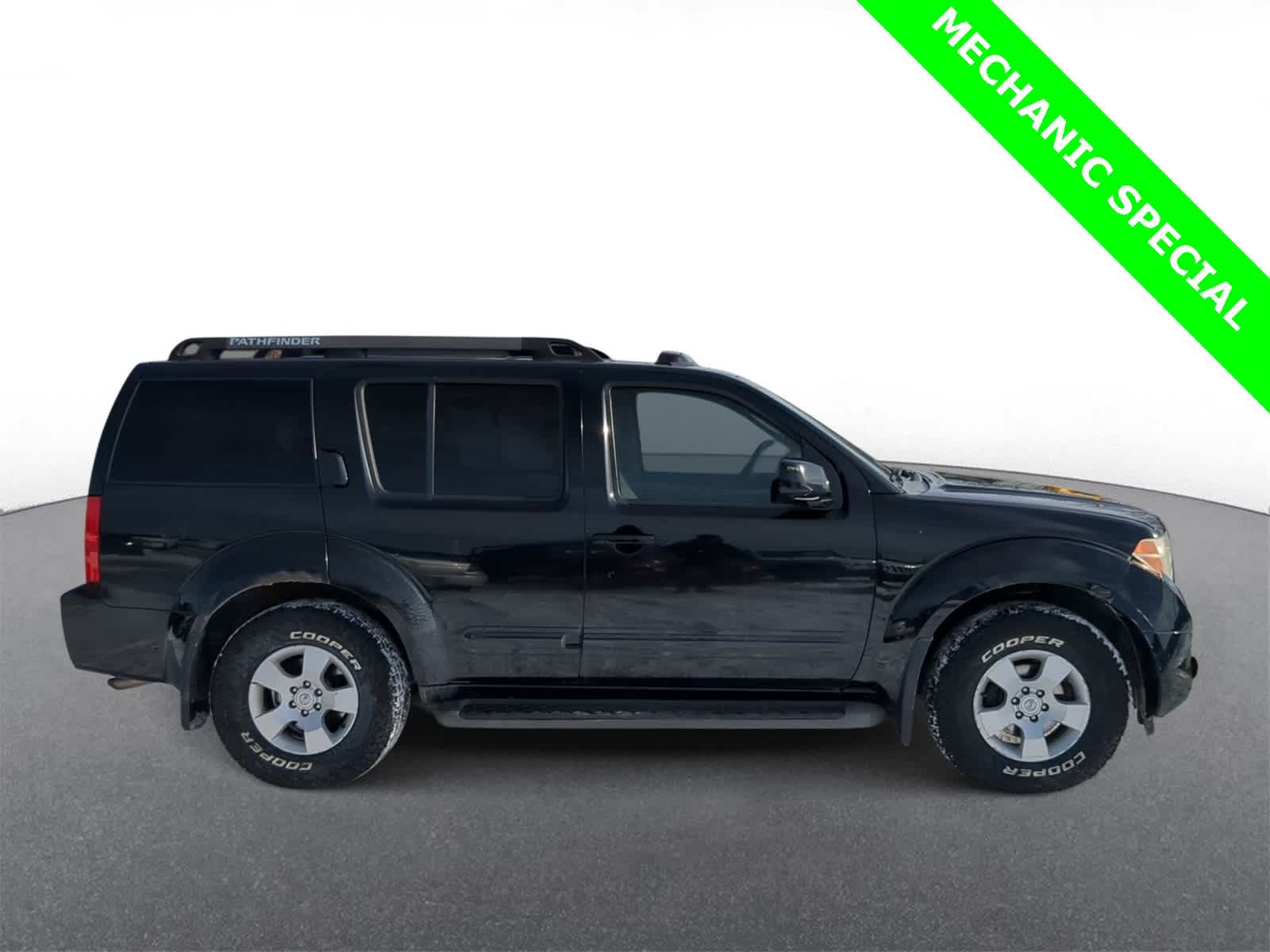 Thumbnail: 2007 Nissan Pathfinder - 9