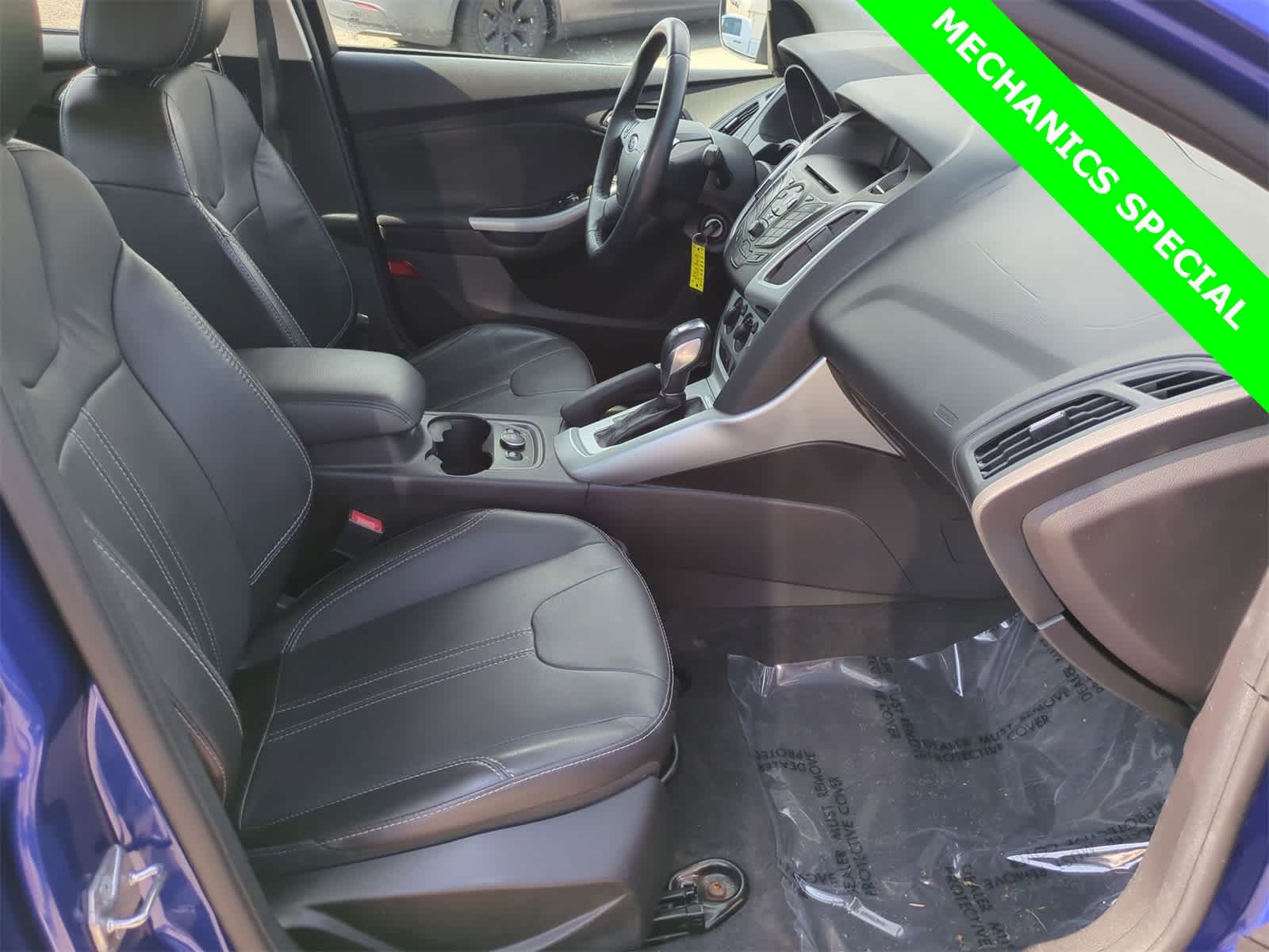 Thumbnail: 2014 Ford Focus - 19