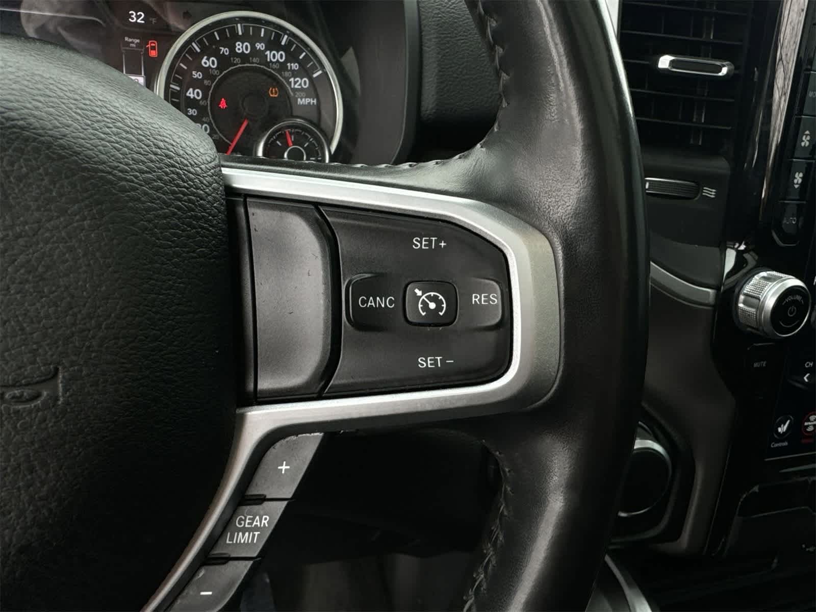 Thumbnail: 2021 RAM 1500 - 27