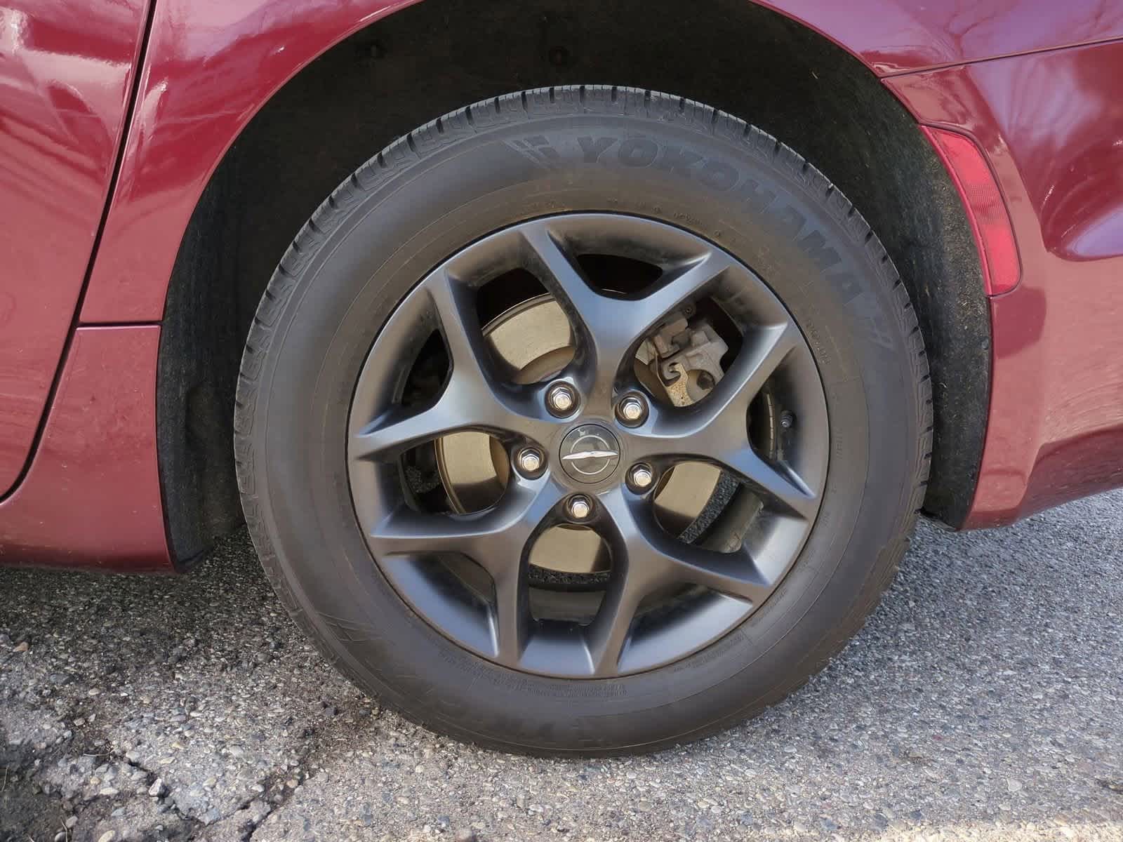 Thumbnail: 2019 Chrysler Pacifica - 13