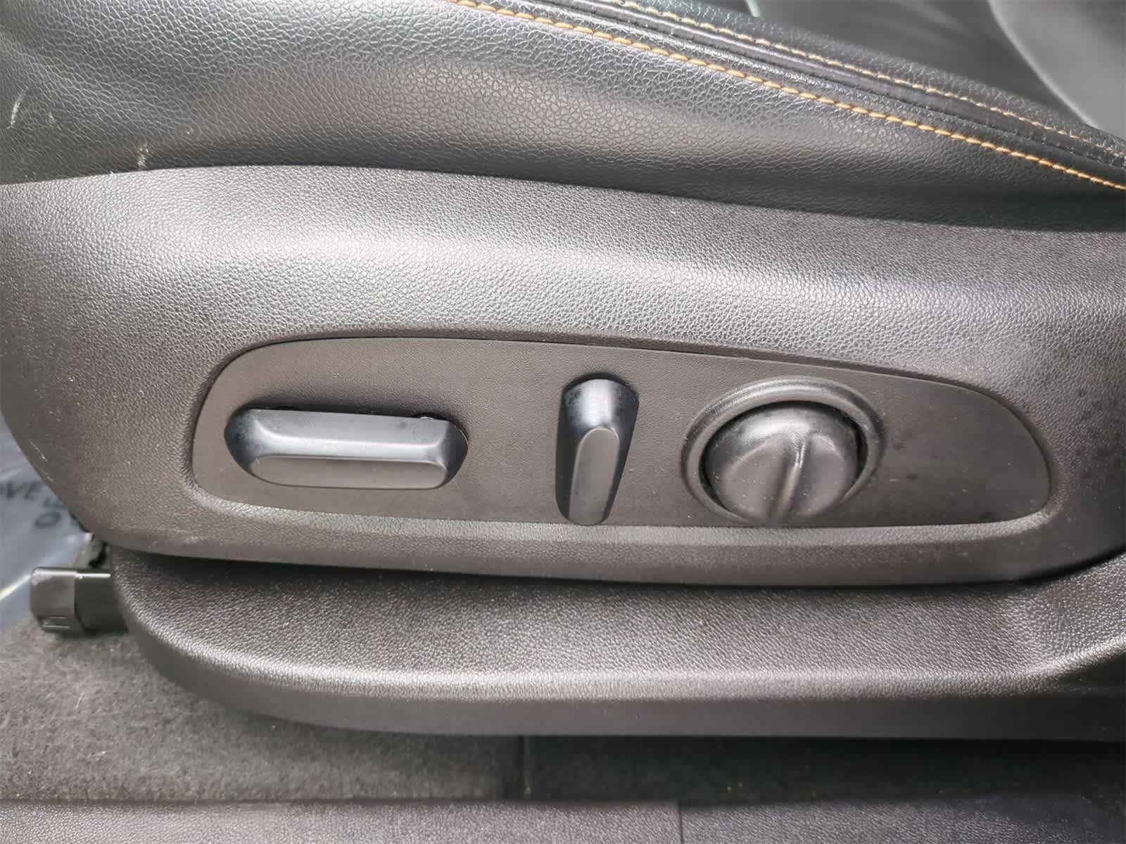 Thumbnail: 2018 GMC Terrain - 17