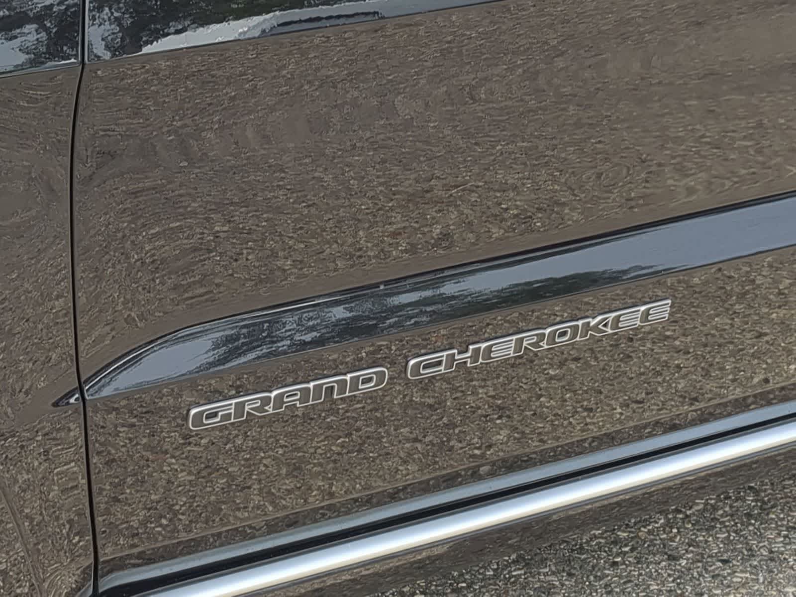 Thumbnail: 2019 Jeep Grand Cherokee - 13