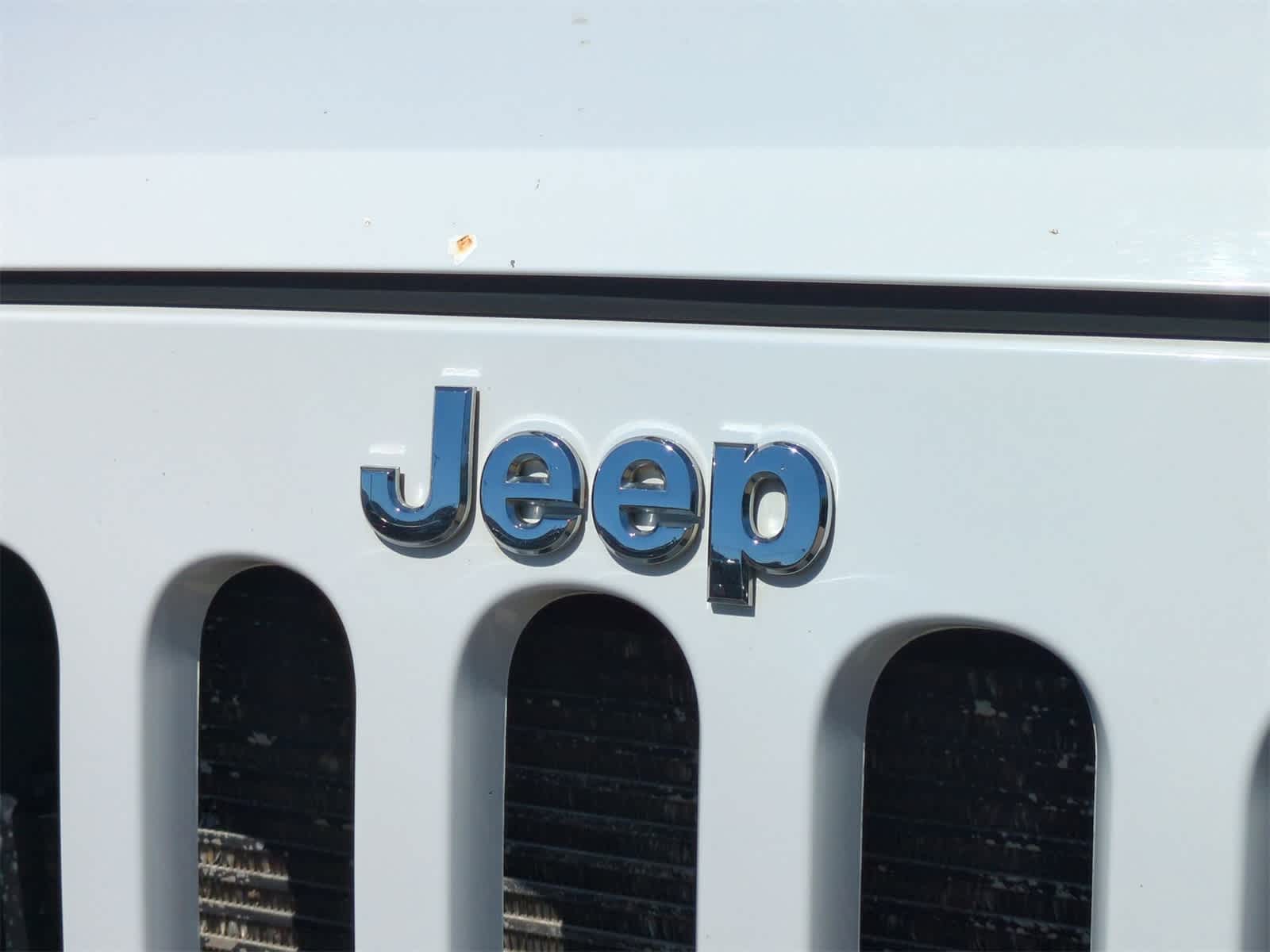 Thumbnail: 2012 Jeep Wrangler - 11